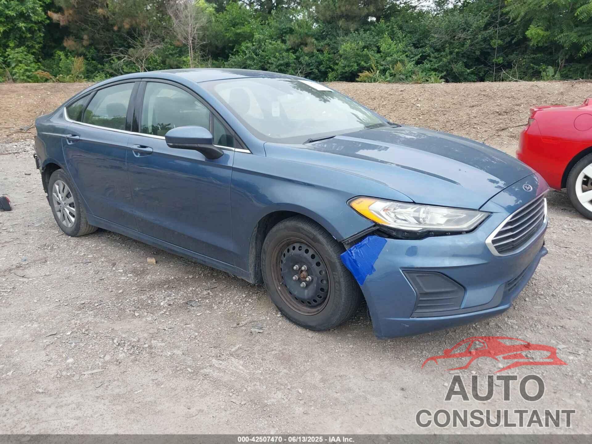 FORD FUSION 2019 - 3FA6P0G76KR102002