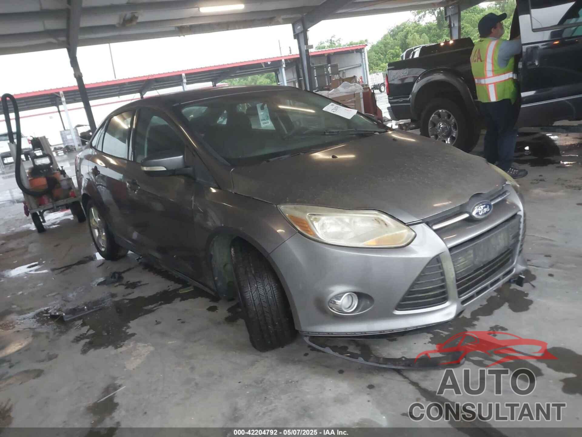 FORD FOCUS 2014 - 1FADP3F21EL249281
