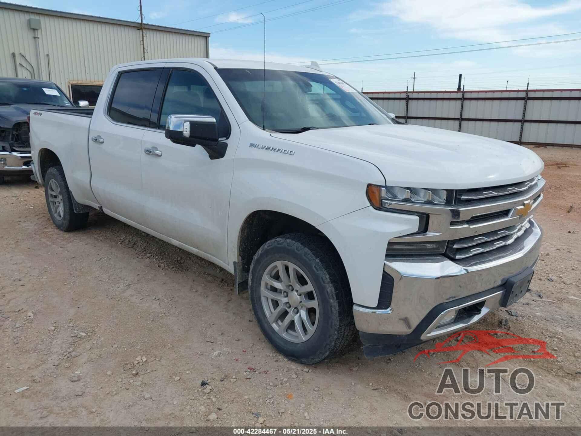 CHEVROLET SILVERADO 1500 2020 - 3GCUYGEDXLG200155