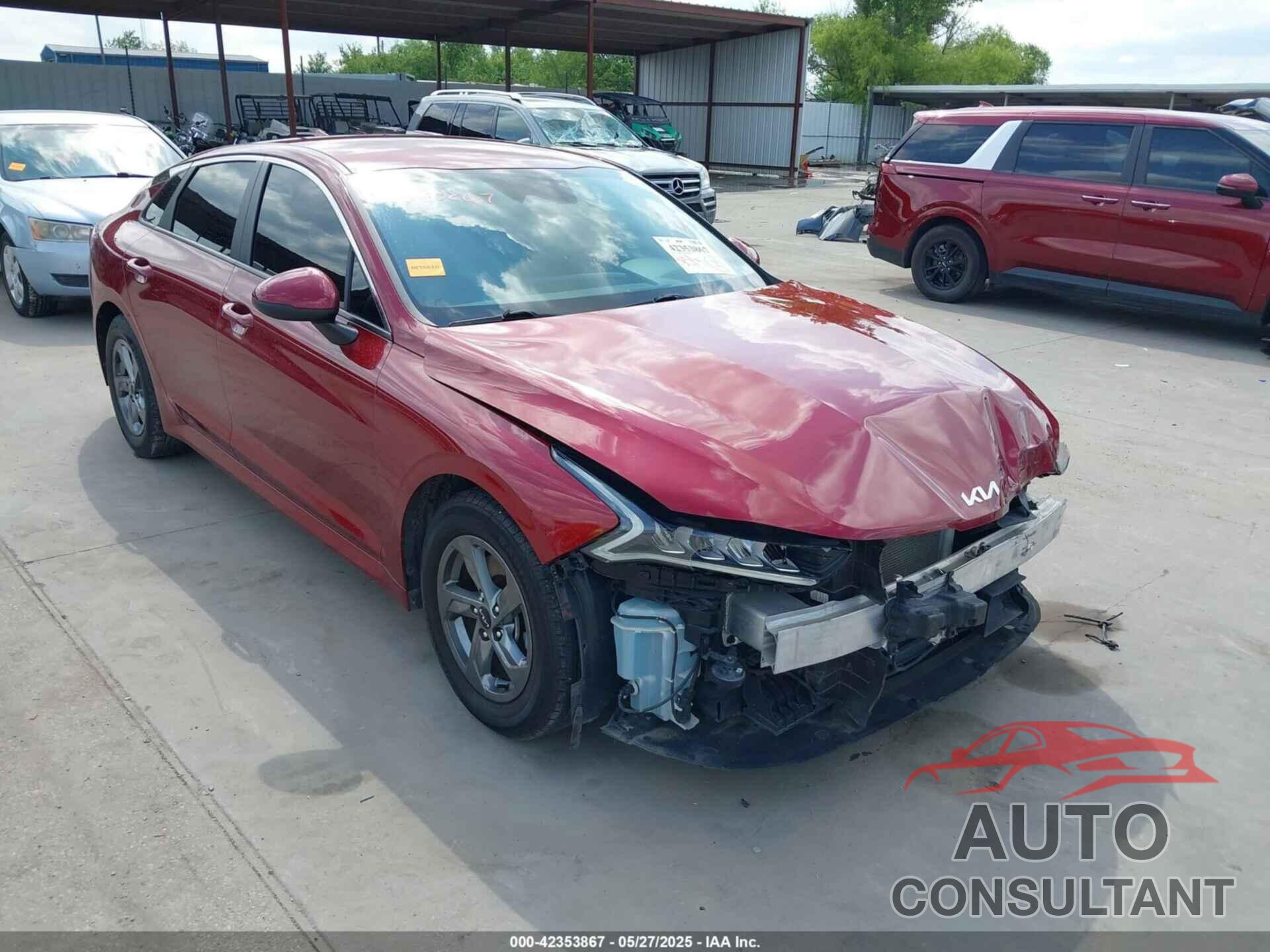 KIA K5 2022 - 5XXG14J26NG143060
