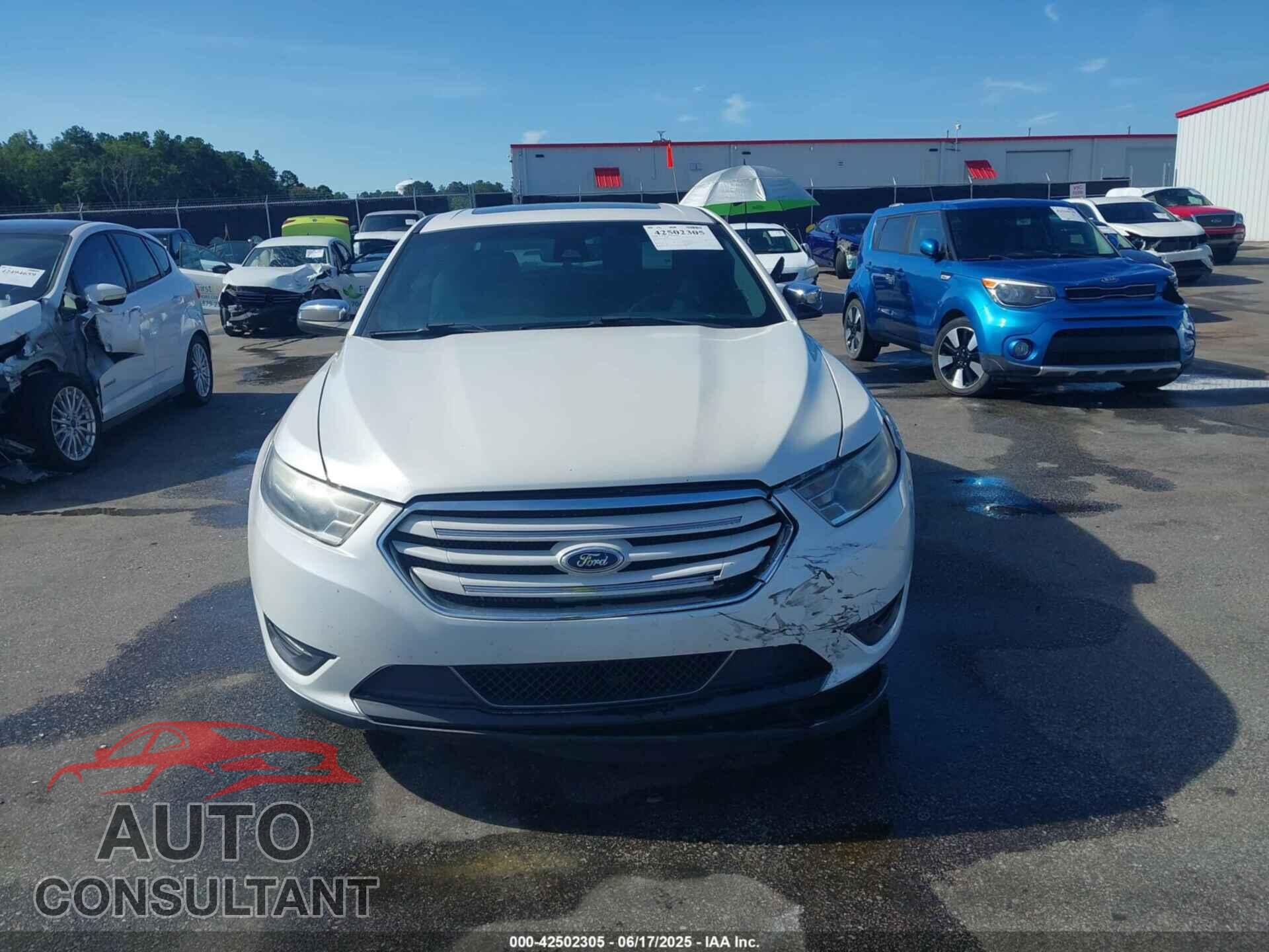 FORD TAURUS 2015 - 1FAHP2F82FG186573