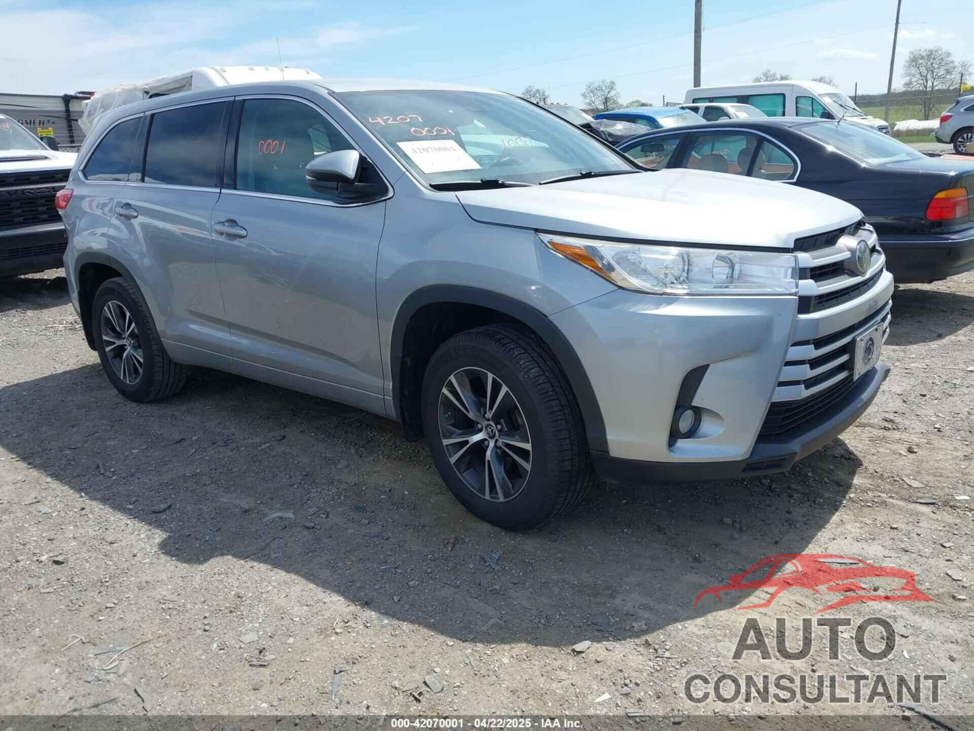 TOYOTA HIGHLANDER 2017 - 5TDBZRFH5HS437114