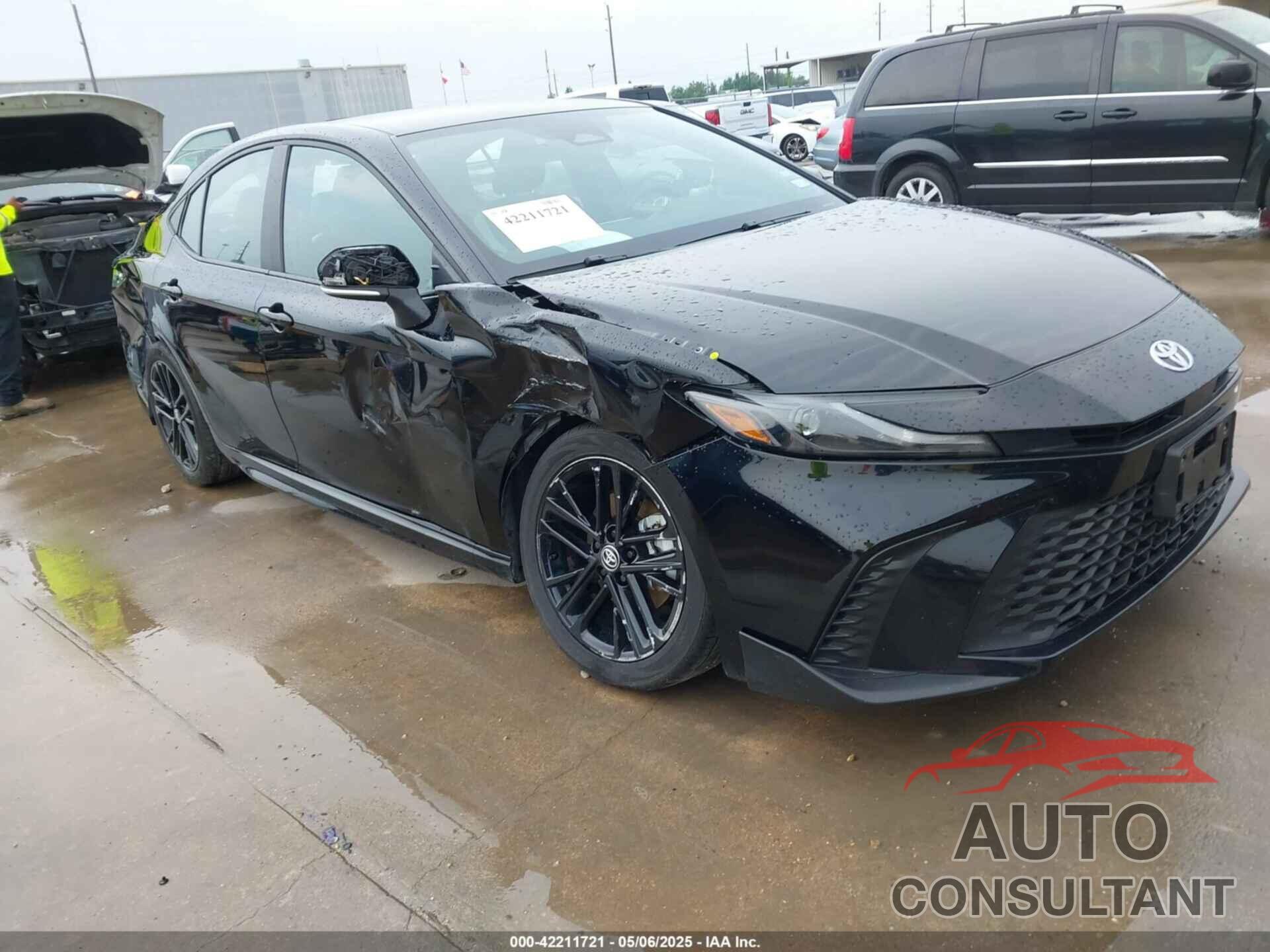 TOYOTA CAMRY 2025 - 4T1DAACKXSU526497