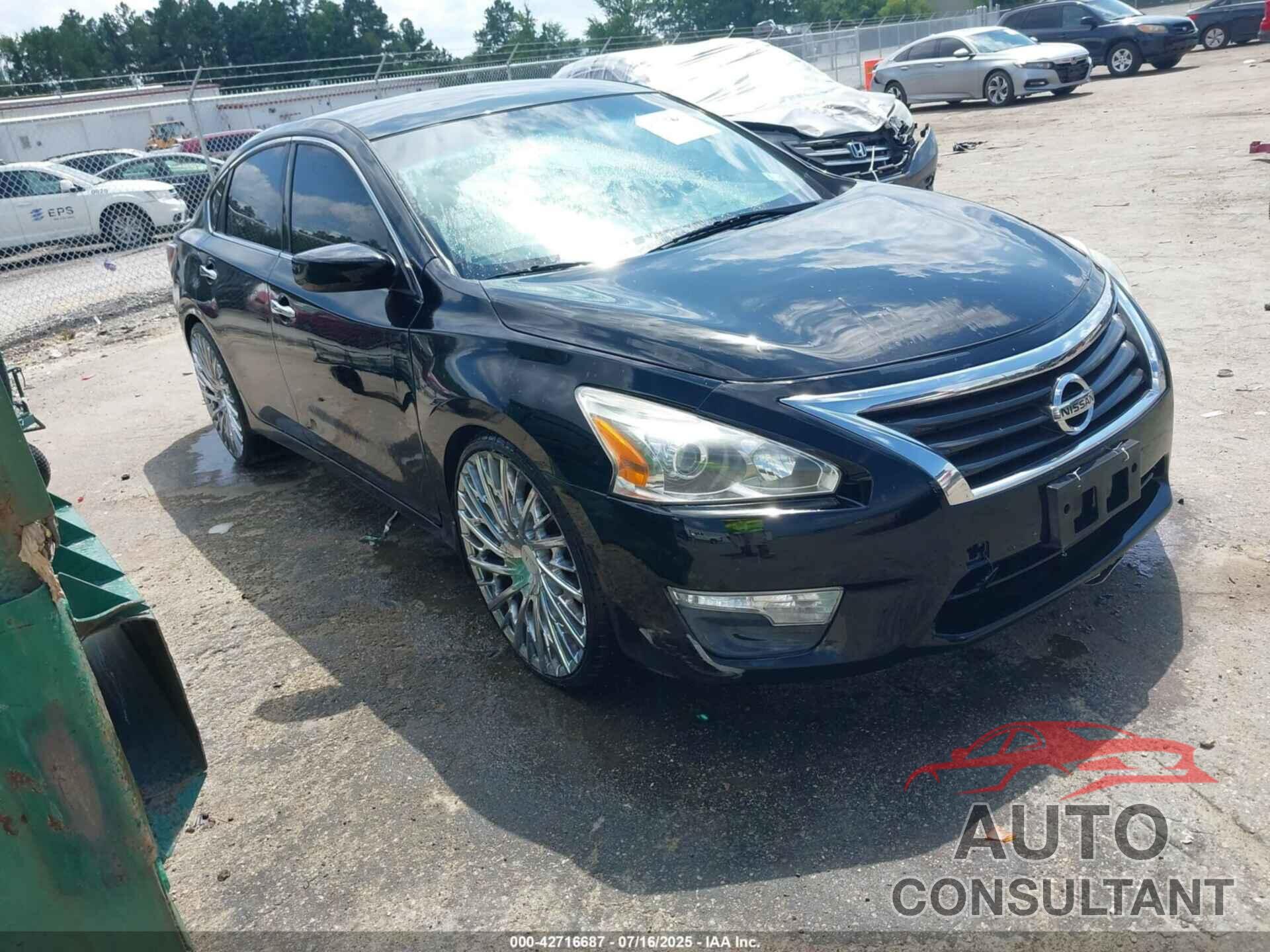 NISSAN ALTIMA 2015 - 1N4AL3AP1FN392495