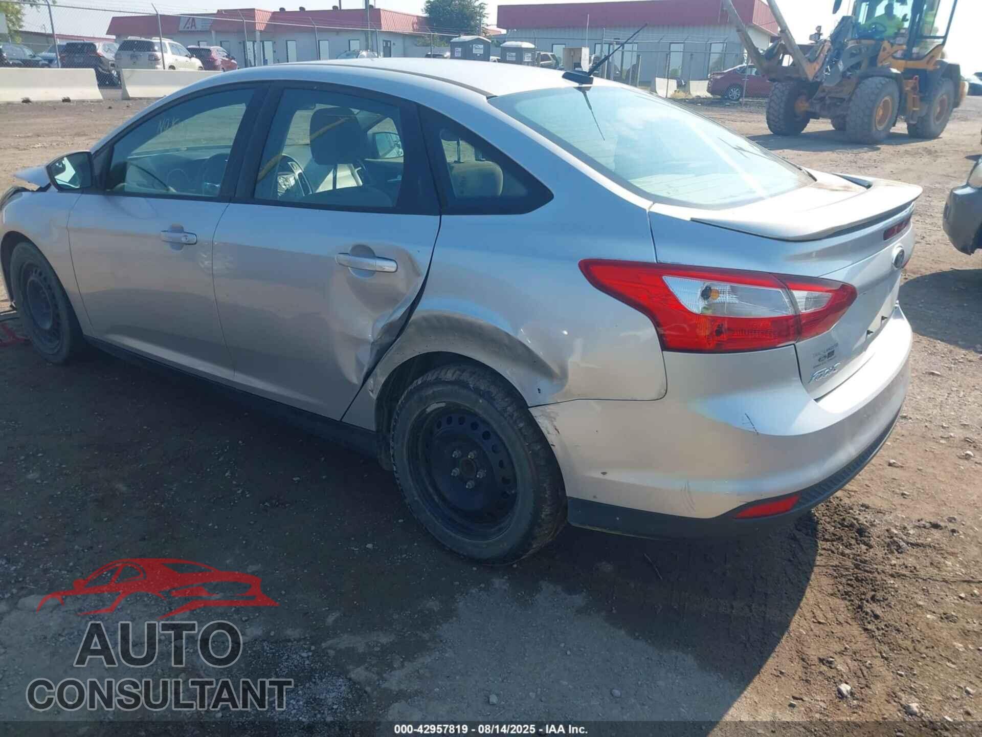 FORD FOCUS 2012 - 1FAHP3F28CL224859