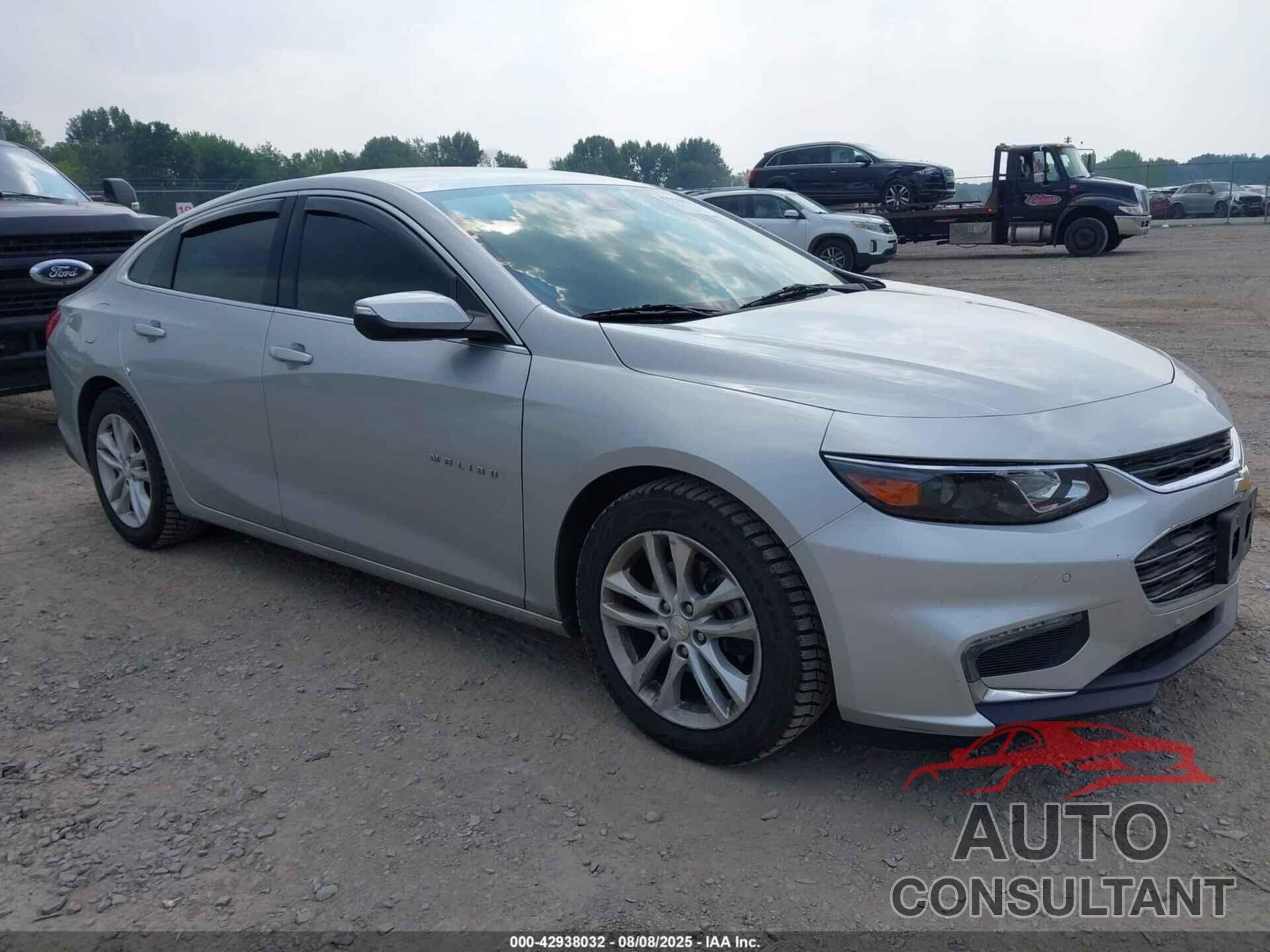 CHEVROLET MALIBU 2017 - 1G1ZE5ST9HF256734