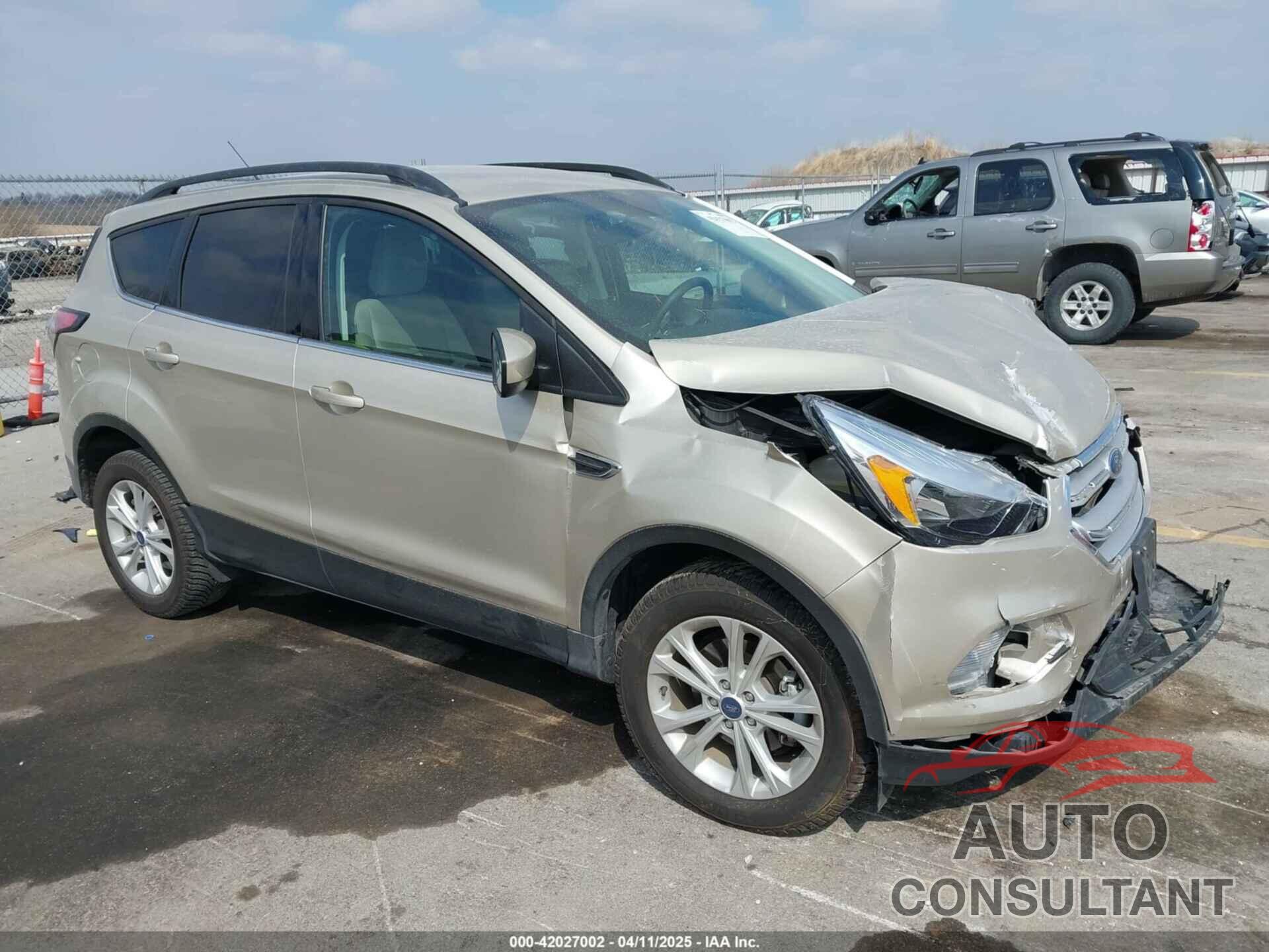 FORD ESCAPE 2018 - 1FMCU0GD7JUC70374