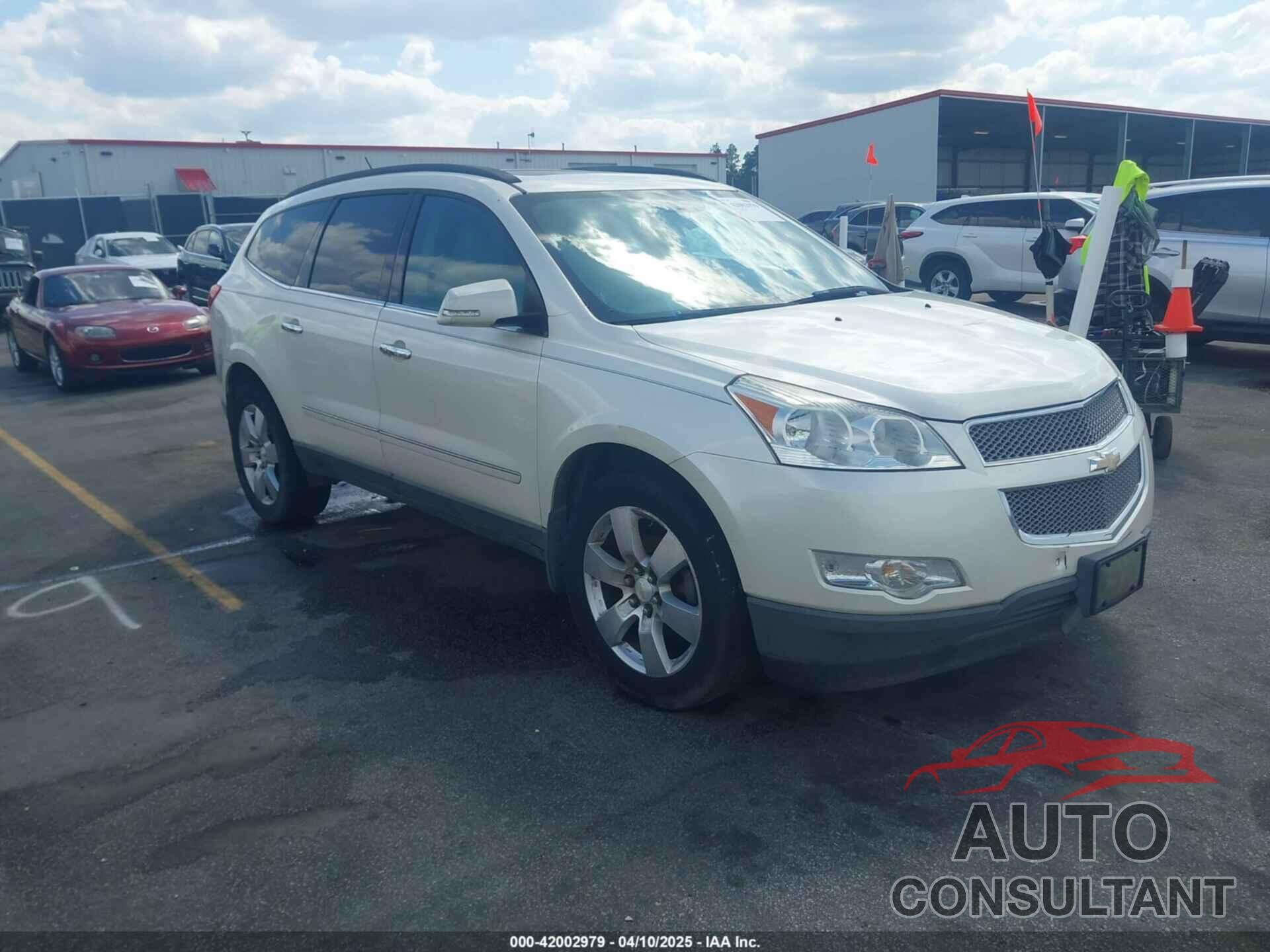 CHEVROLET TRAVERSE 2011 - 1GNKVLED5BJ167465