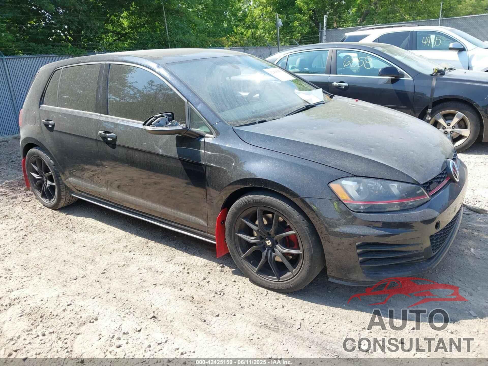 VOLKSWAGEN GOLF GTI 2015 - 3VW4T7AU7FM056636