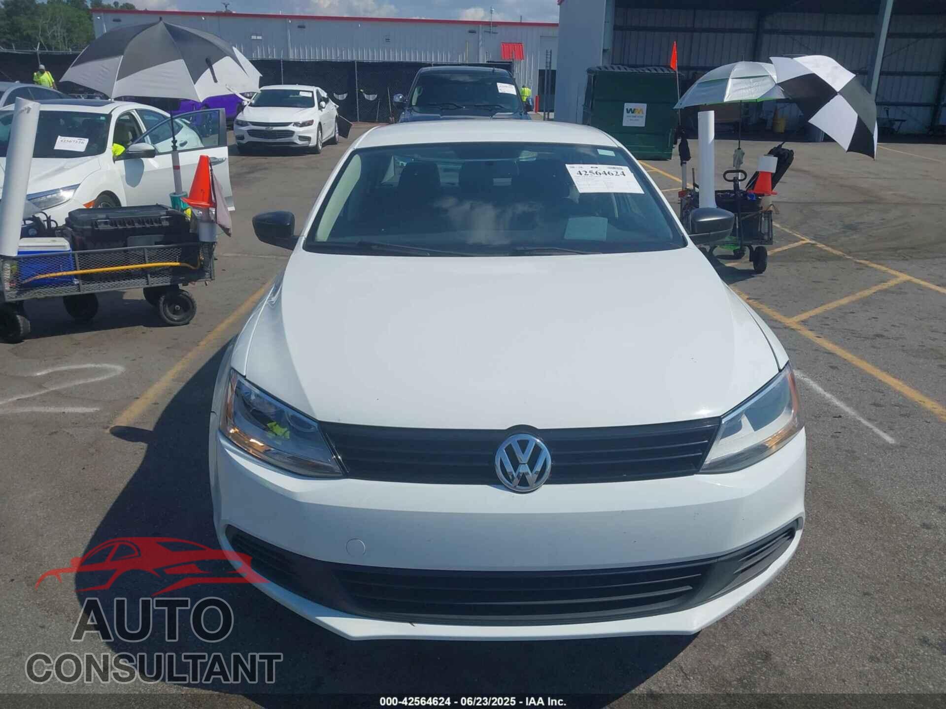 VOLKSWAGEN JETTA 2014 - 3VW2K7AJ0EM308564