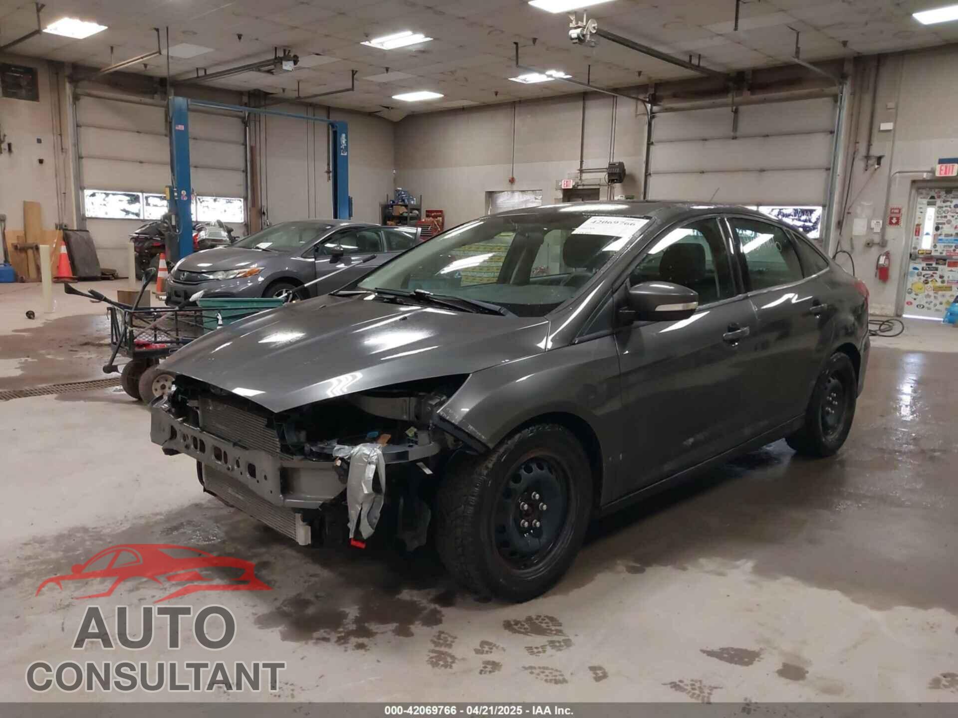FORD FOCUS 2015 - 1FADP3F24FL362109