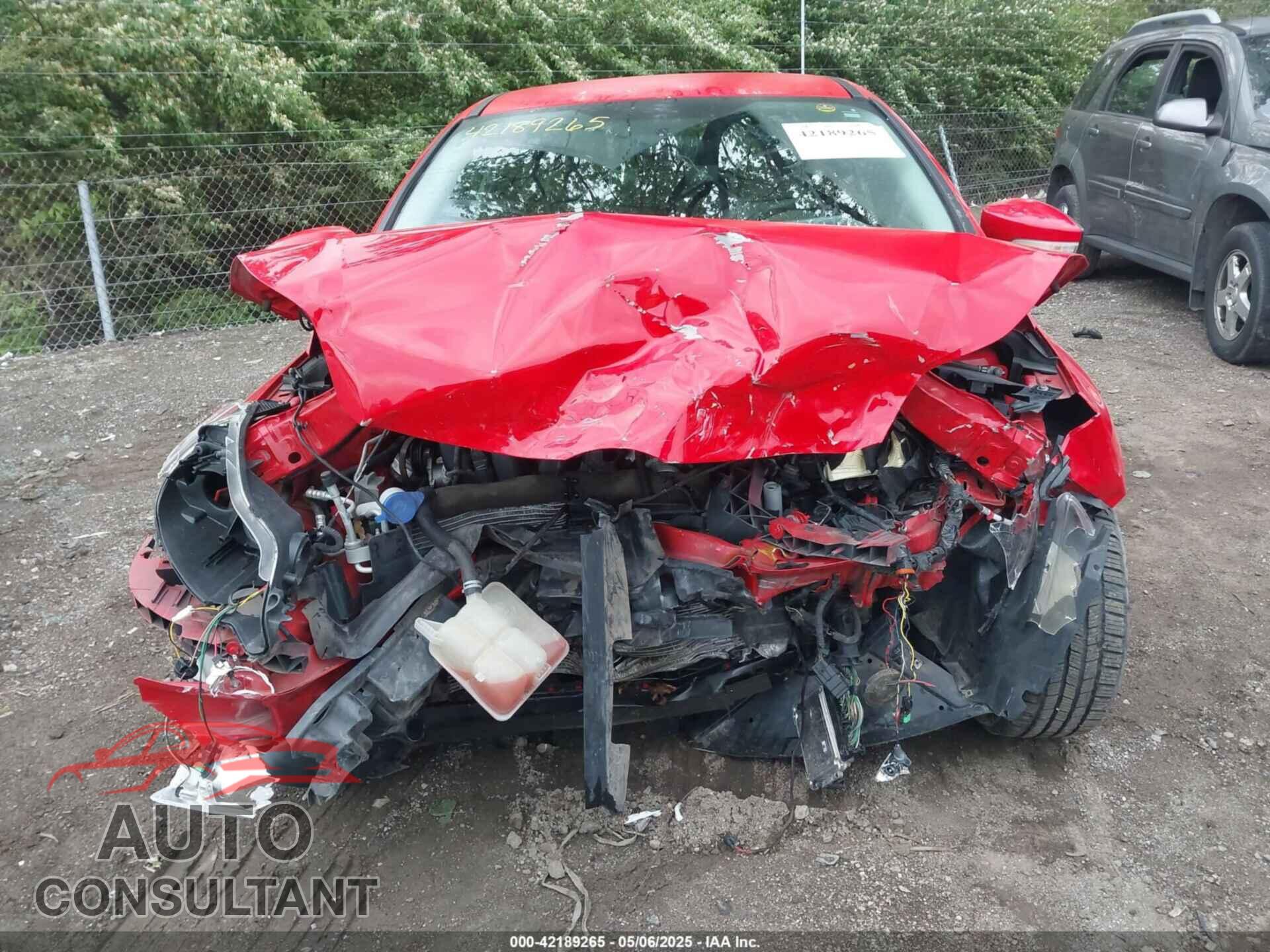 FORD FOCUS 2014 - 1FADP3F20EL196122