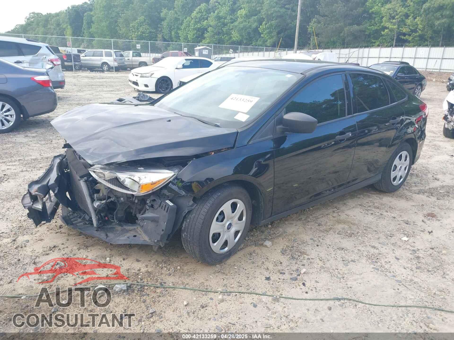 FORD FOCUS 2017 - 1FADP3E26HL284470