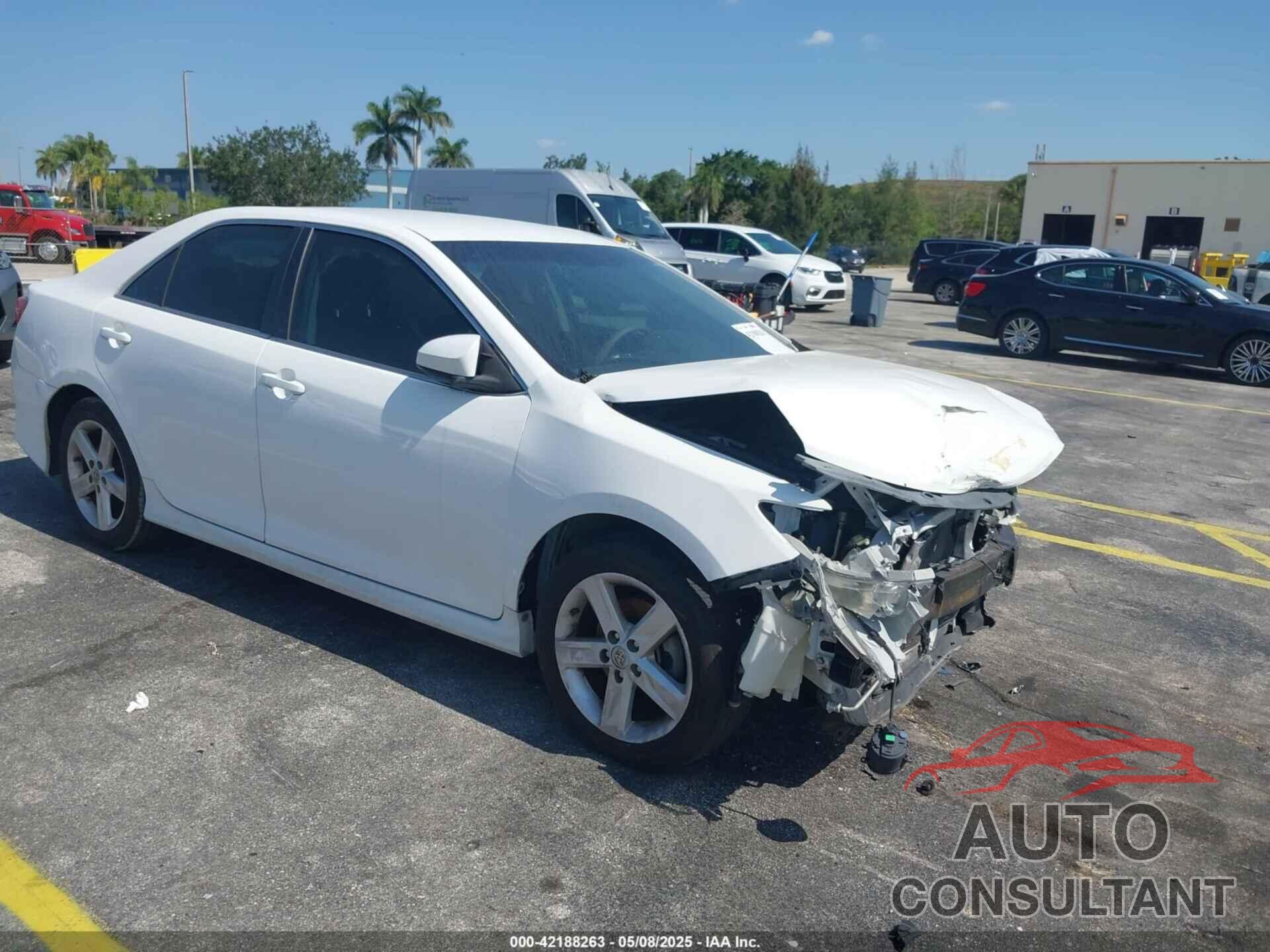 TOYOTA CAMRY 2014 - 4T1BF1FK3EU871301