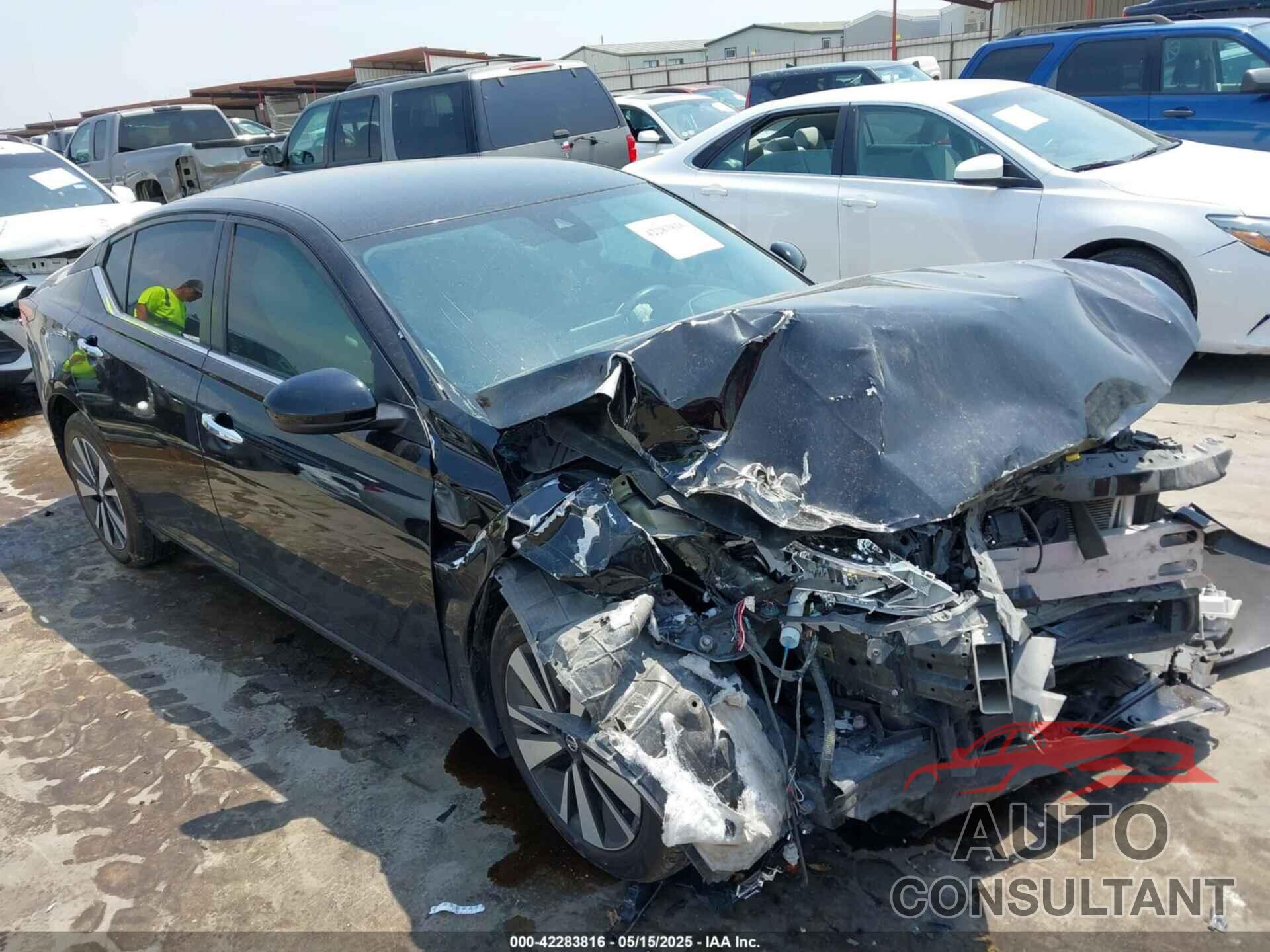 NISSAN ALTIMA 2022 - 1N4BL4DW1NN301009