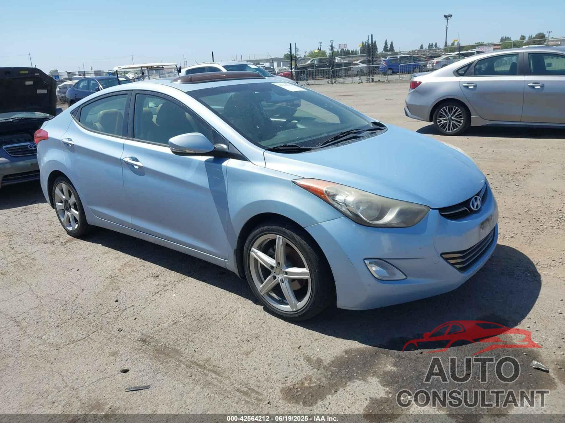 HYUNDAI ELANTRA 2012 - KMHDH4AE3CU495315
