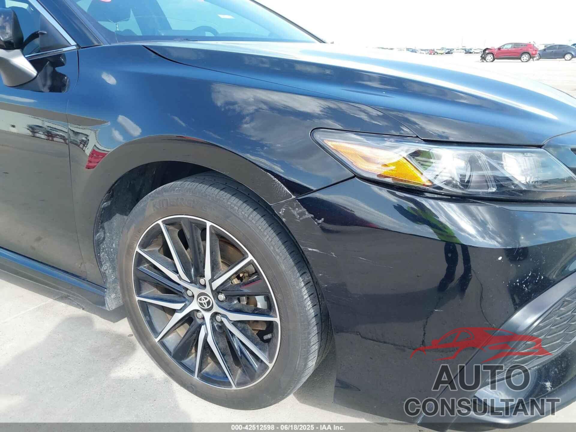TOYOTA CAMRY 2021 - 4T1S11AK7MU561222
