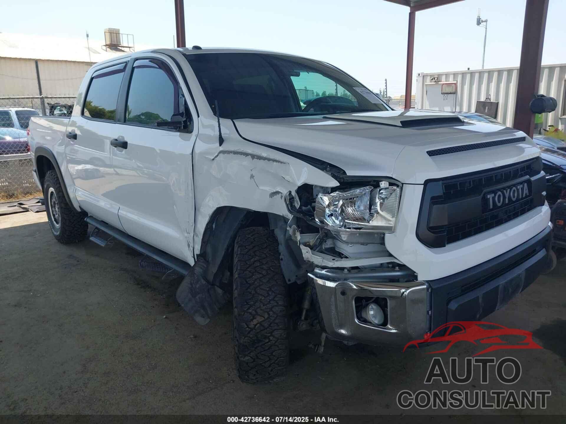 TOYOTA TUNDRA 2017 - 5TFDY5F10HX601399