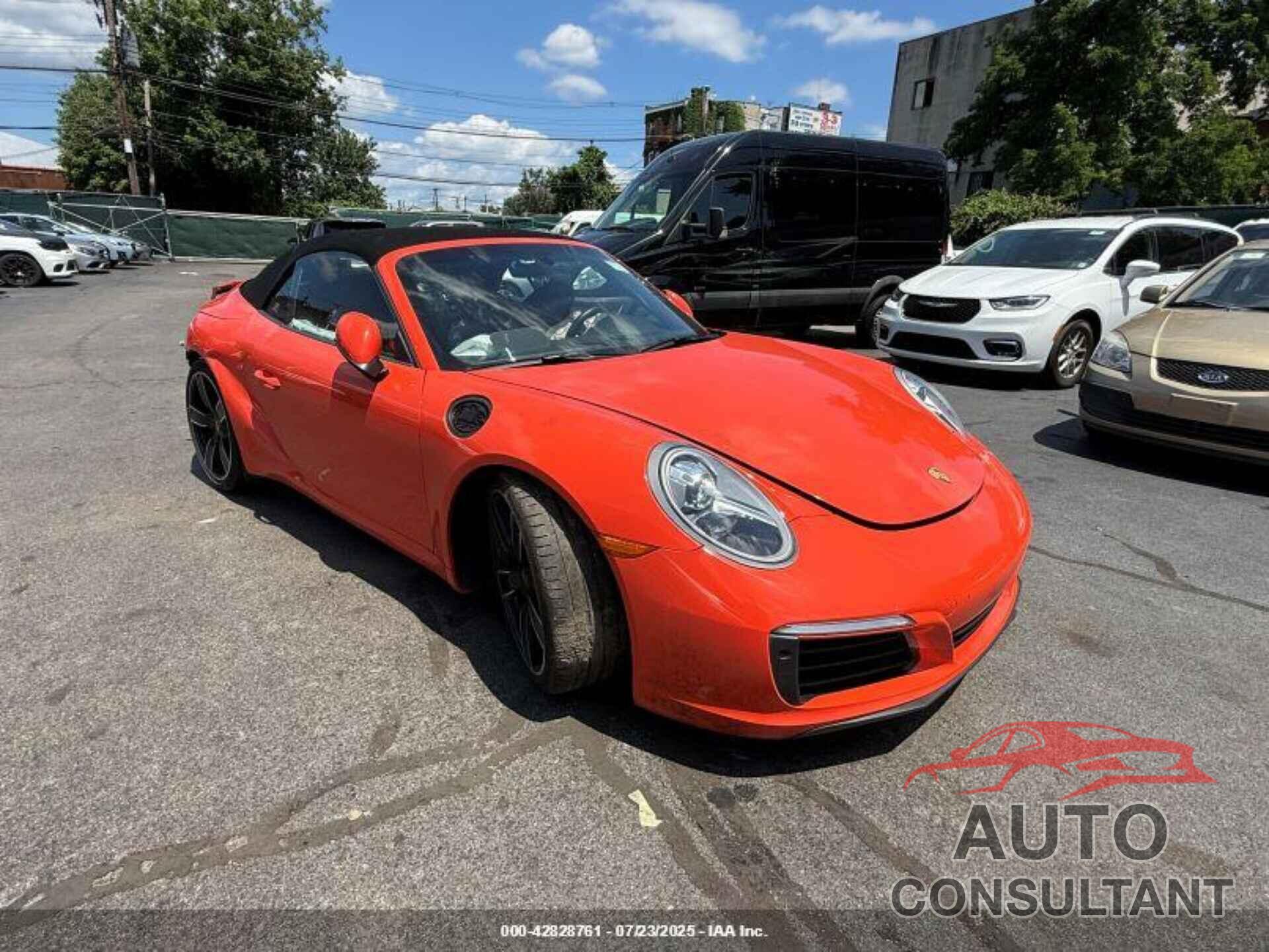PORSCHE 911 2018 - WP0CB2A99JS147634