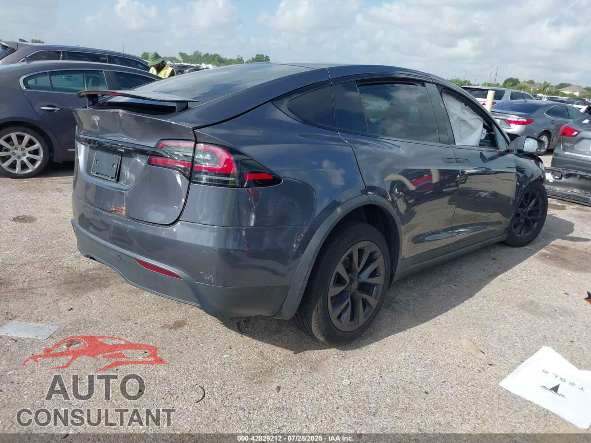 TESLA MODEL X 2022 - 7SAXCDE57NF345653