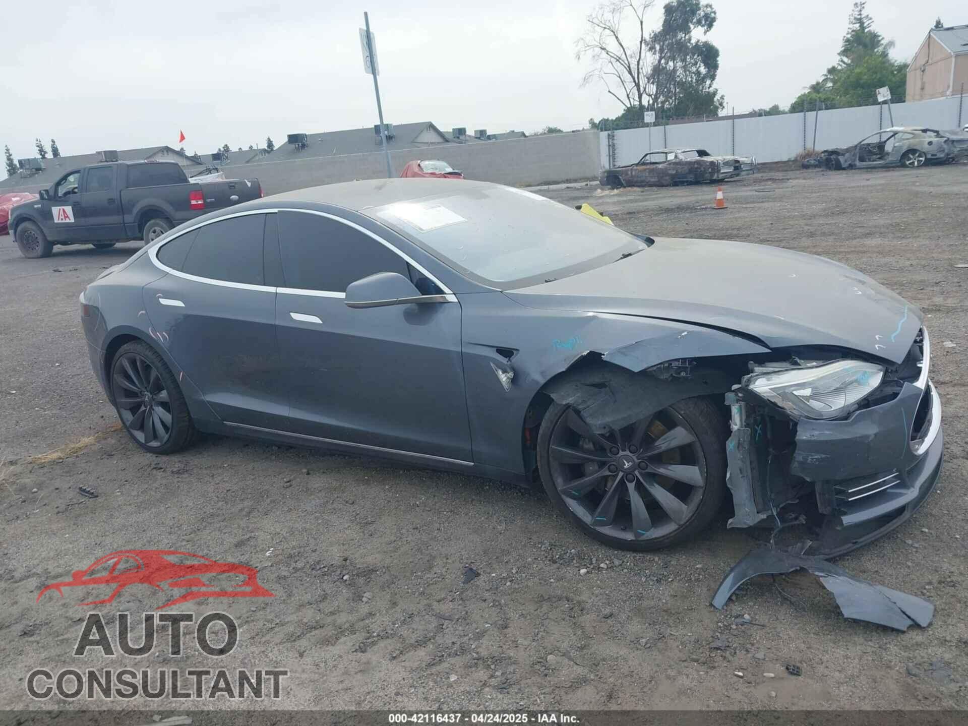 TESLA MODEL S 2013 - 5YJSA1AG5DFP13149