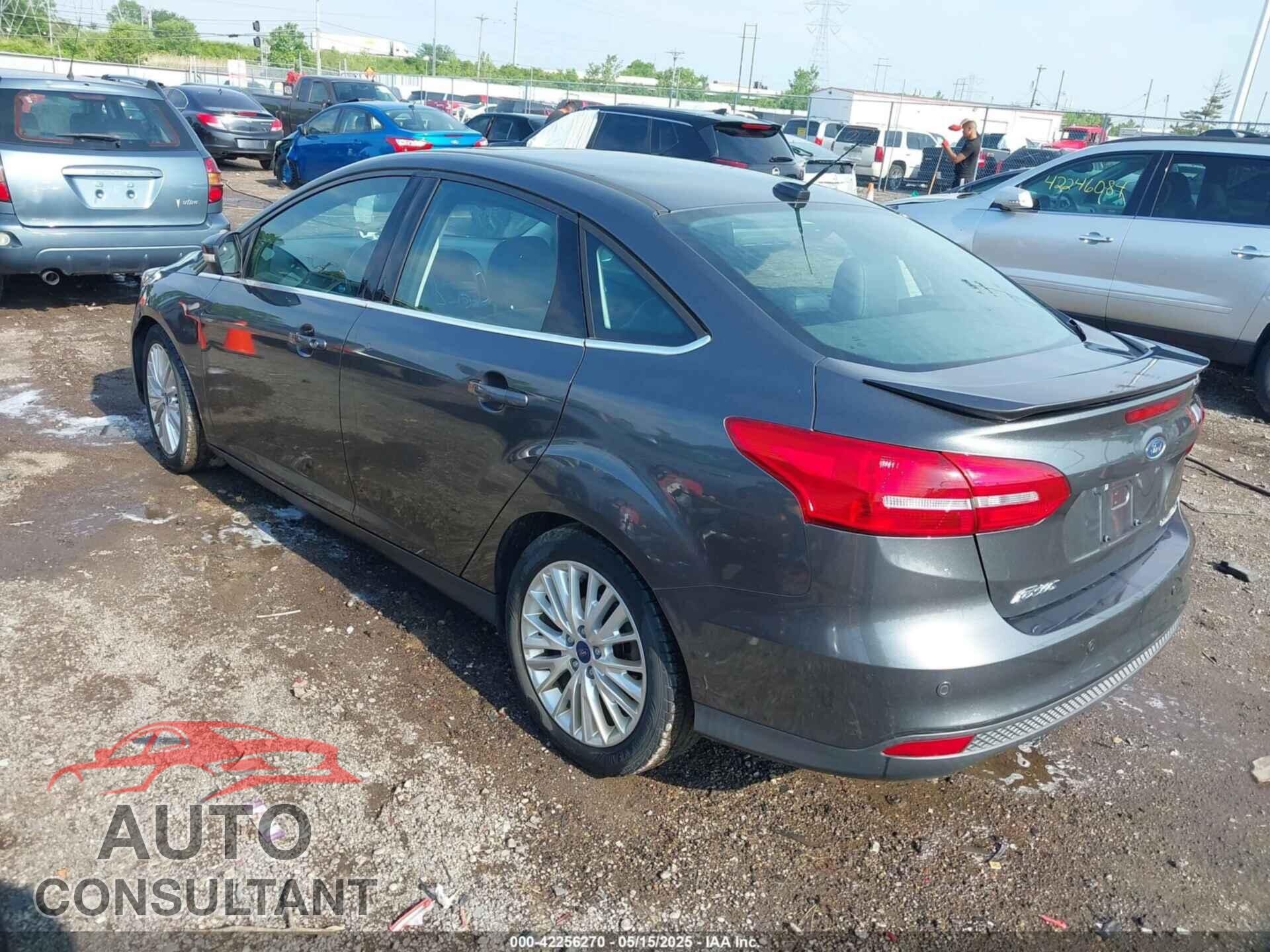 FORD FOCUS 2017 - 1FADP3J21HL203736