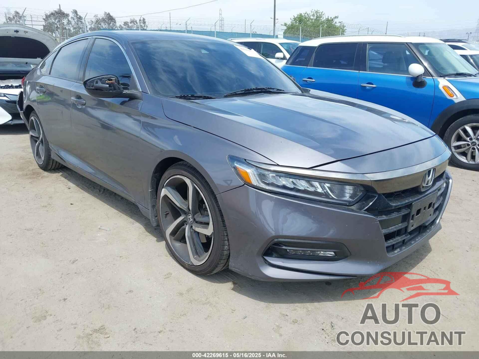 HONDA ACCORD 2018 - 1HGCV1F31JA200386