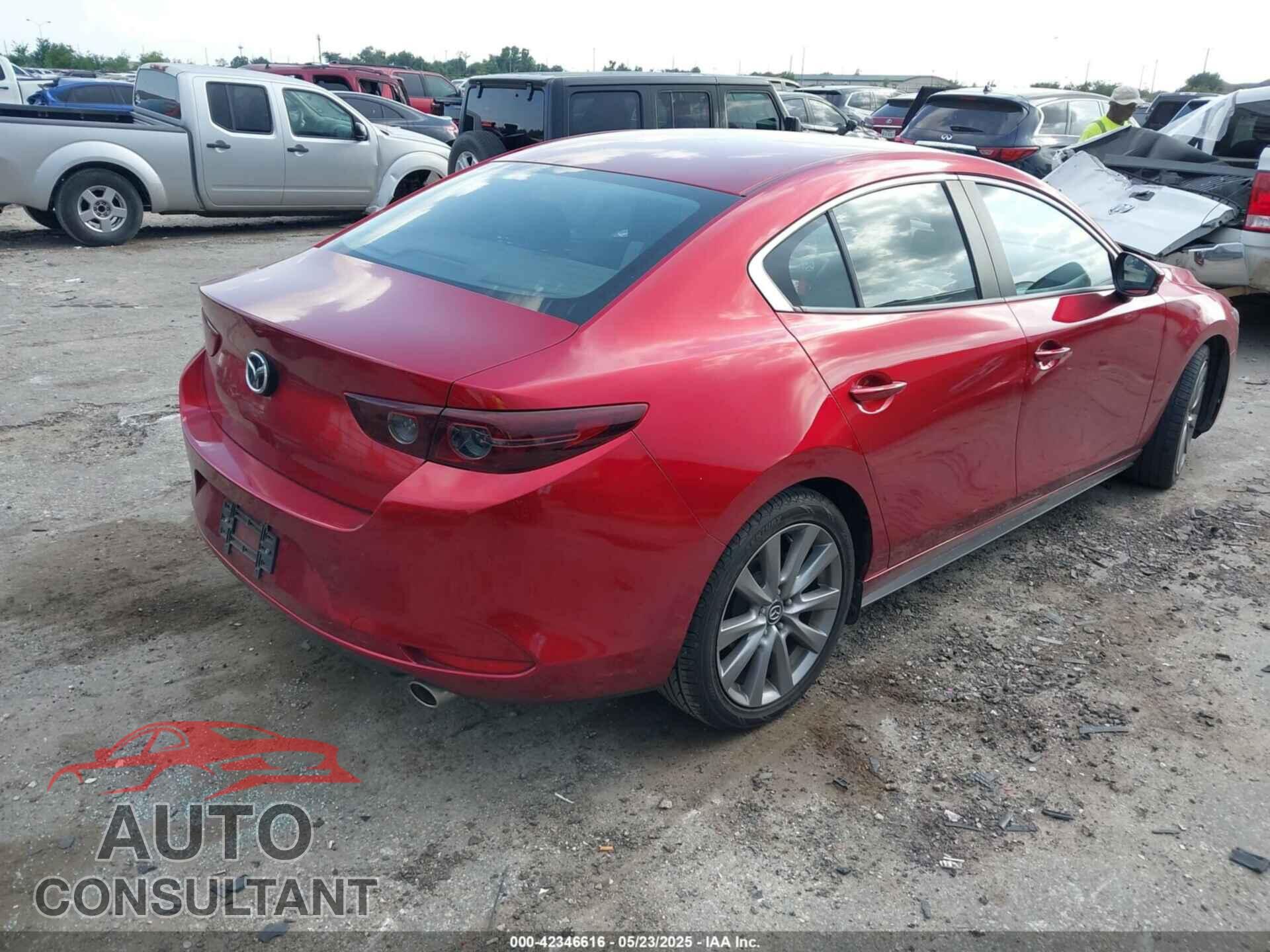 MAZDA MAZDA3 2019 - JM1BPACL0K1111094