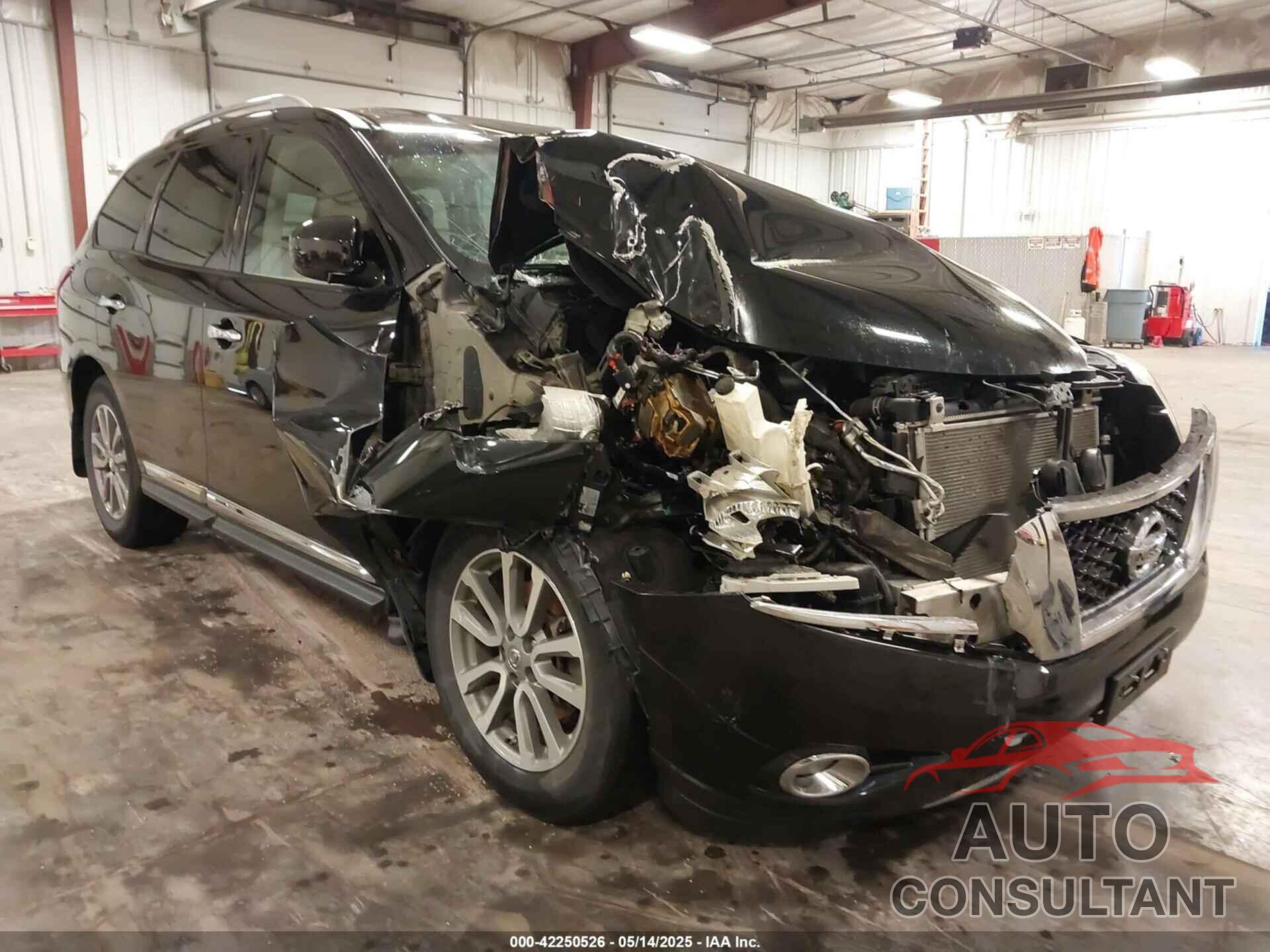 NISSAN PATHFINDER 2015 - 5N1AR2MM9FC632565