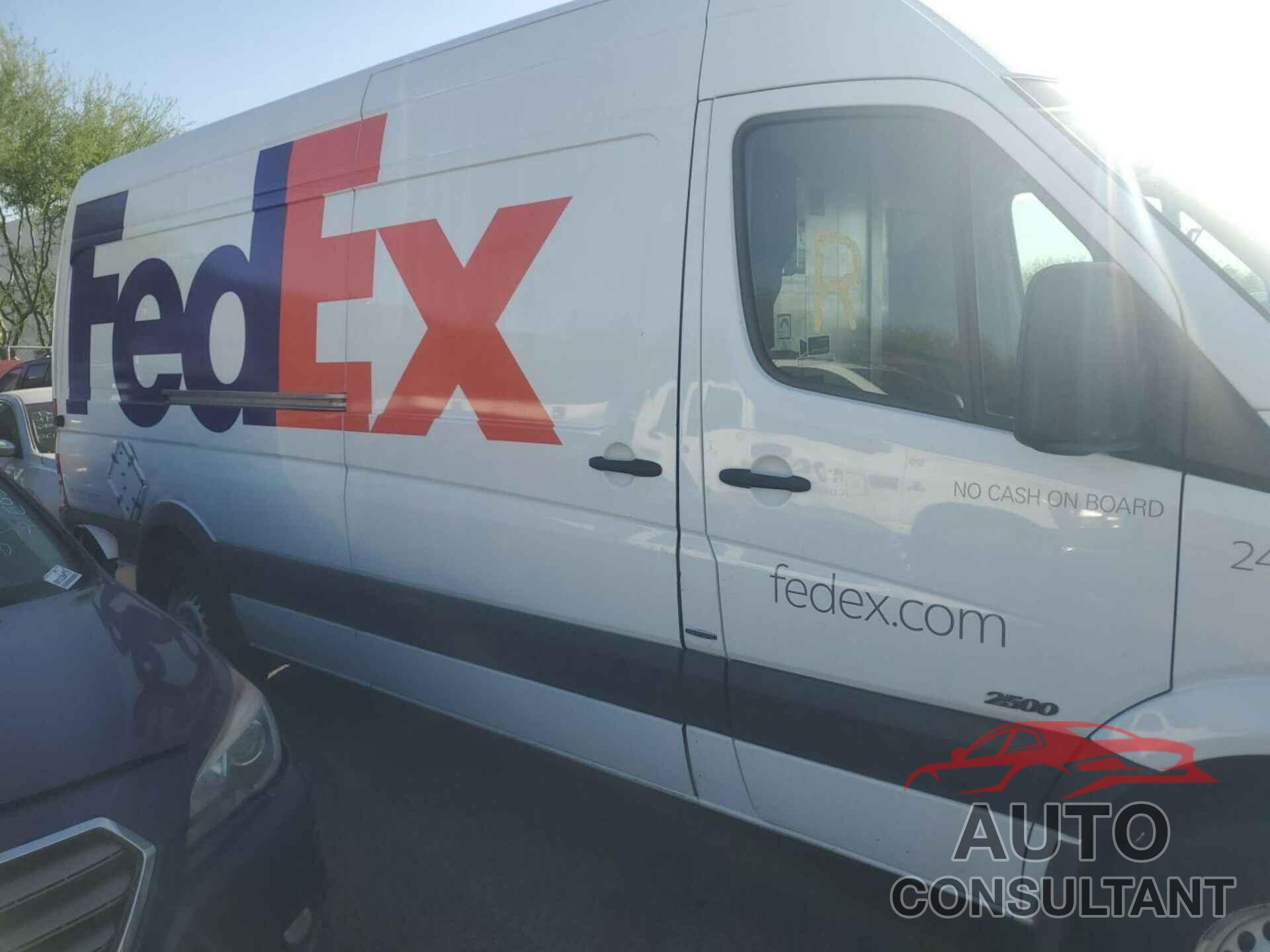 MERCEDES-BENZ SPRINTER 2012 - WD3PE8CB0C5685291