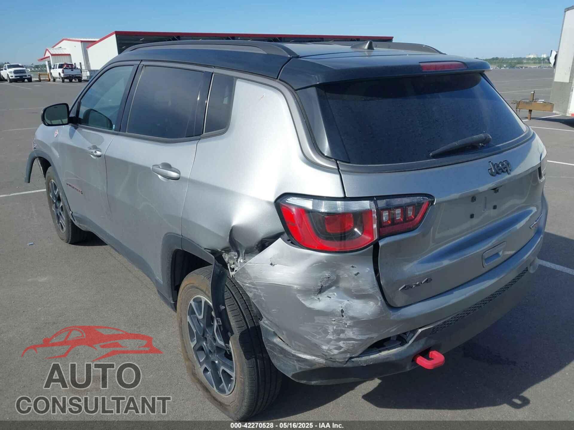 JEEP COMPASS 2019 - 3C4NJDDB6KT722424