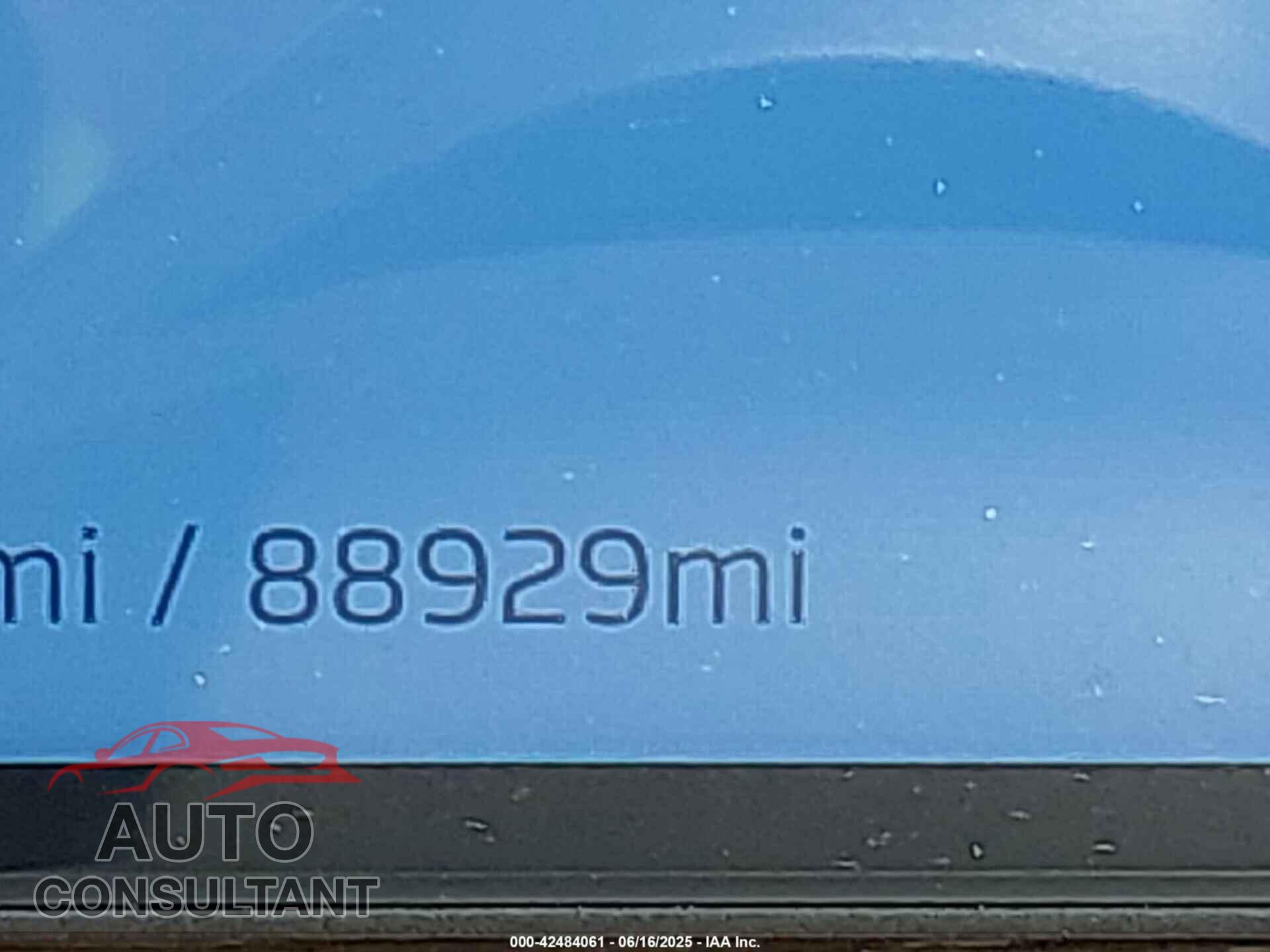 TESLA MODEL Y 2021 - 5YJYGDEEXMF188575