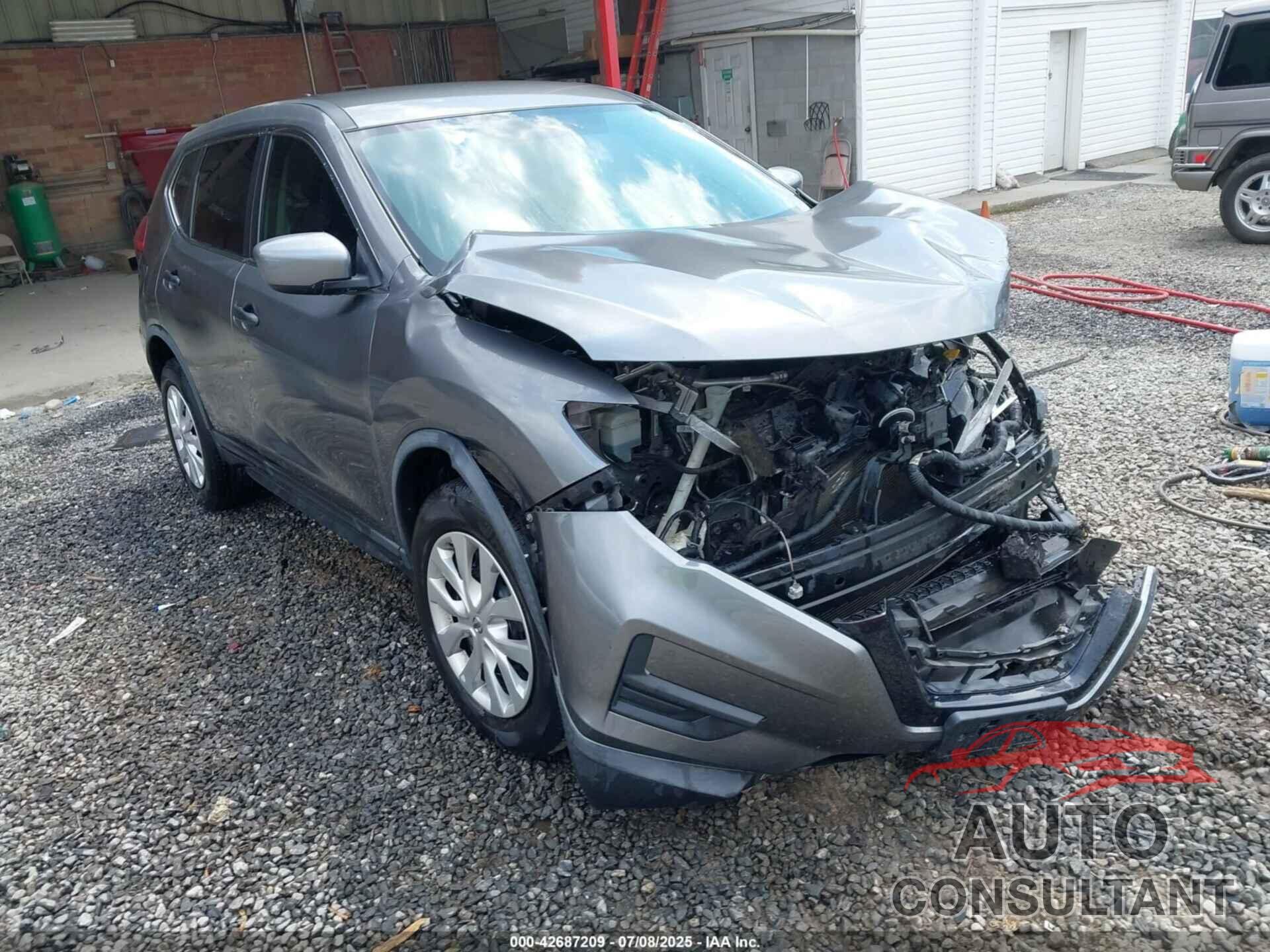 NISSAN ROGUE 2018 - KNMAT2MV8JP518928