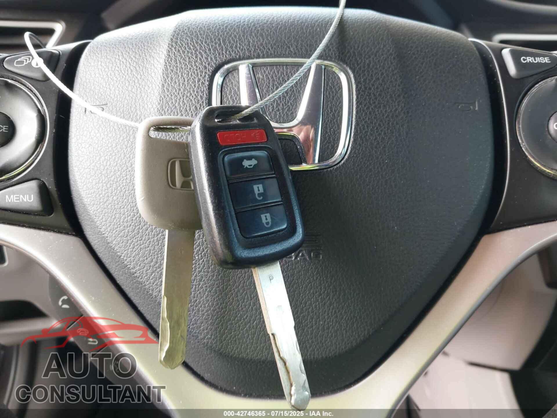 HONDA CIVIC 2015 - 19XFB2F52FE075673