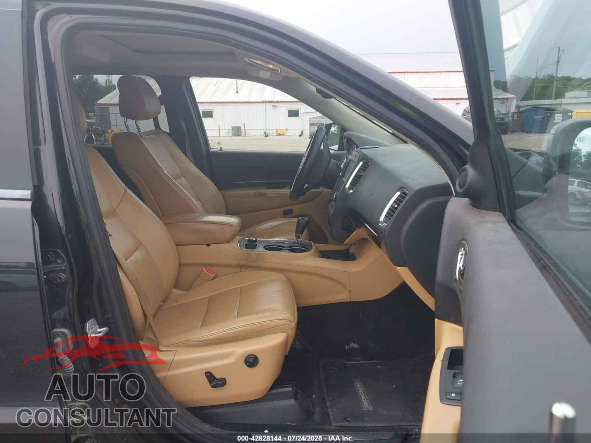 DODGE DURANGO 2013 - 1C4SDJET3DC563618