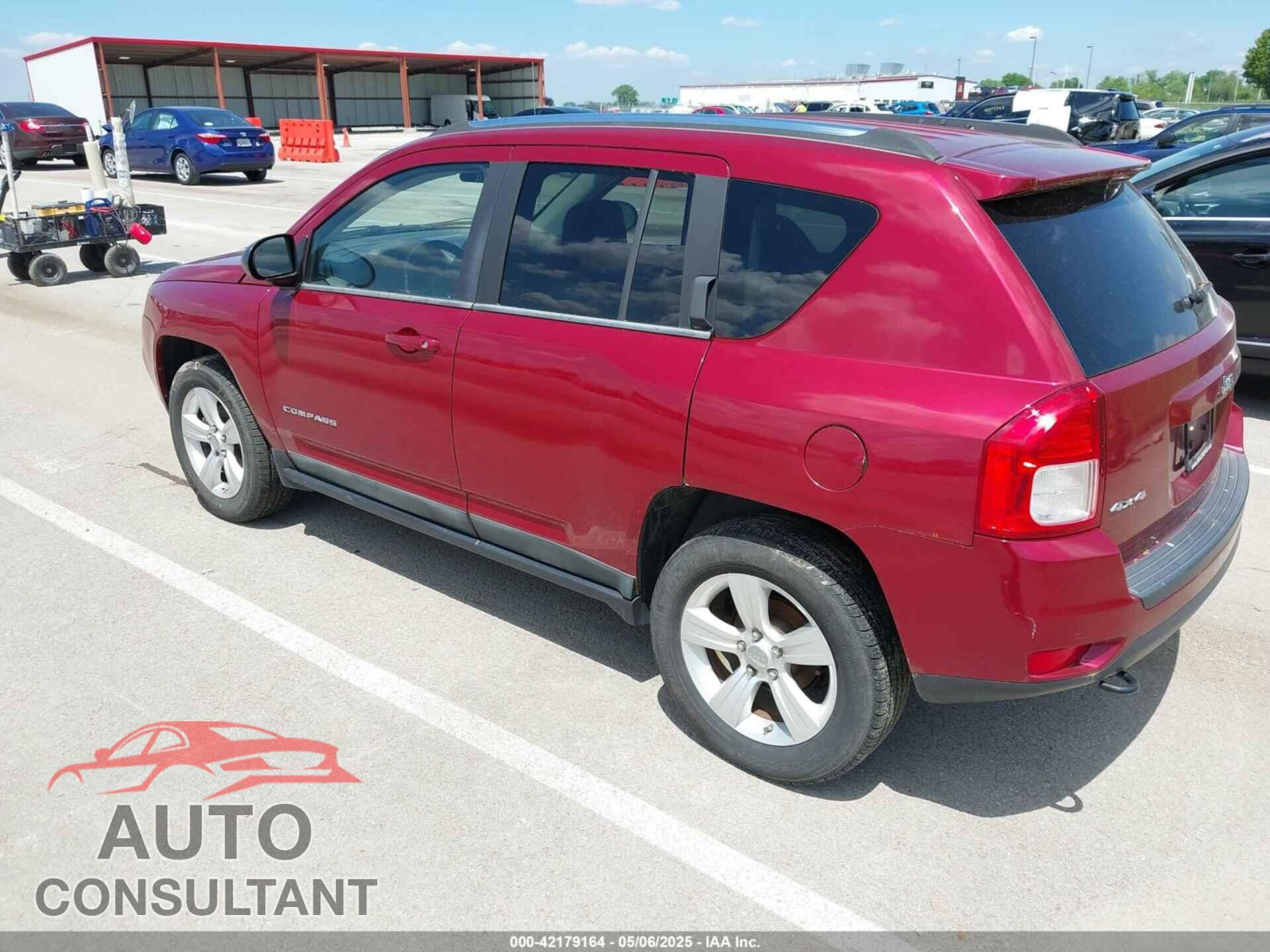 JEEP COMPASS 2011 - 1J4NF1FB3BD154601