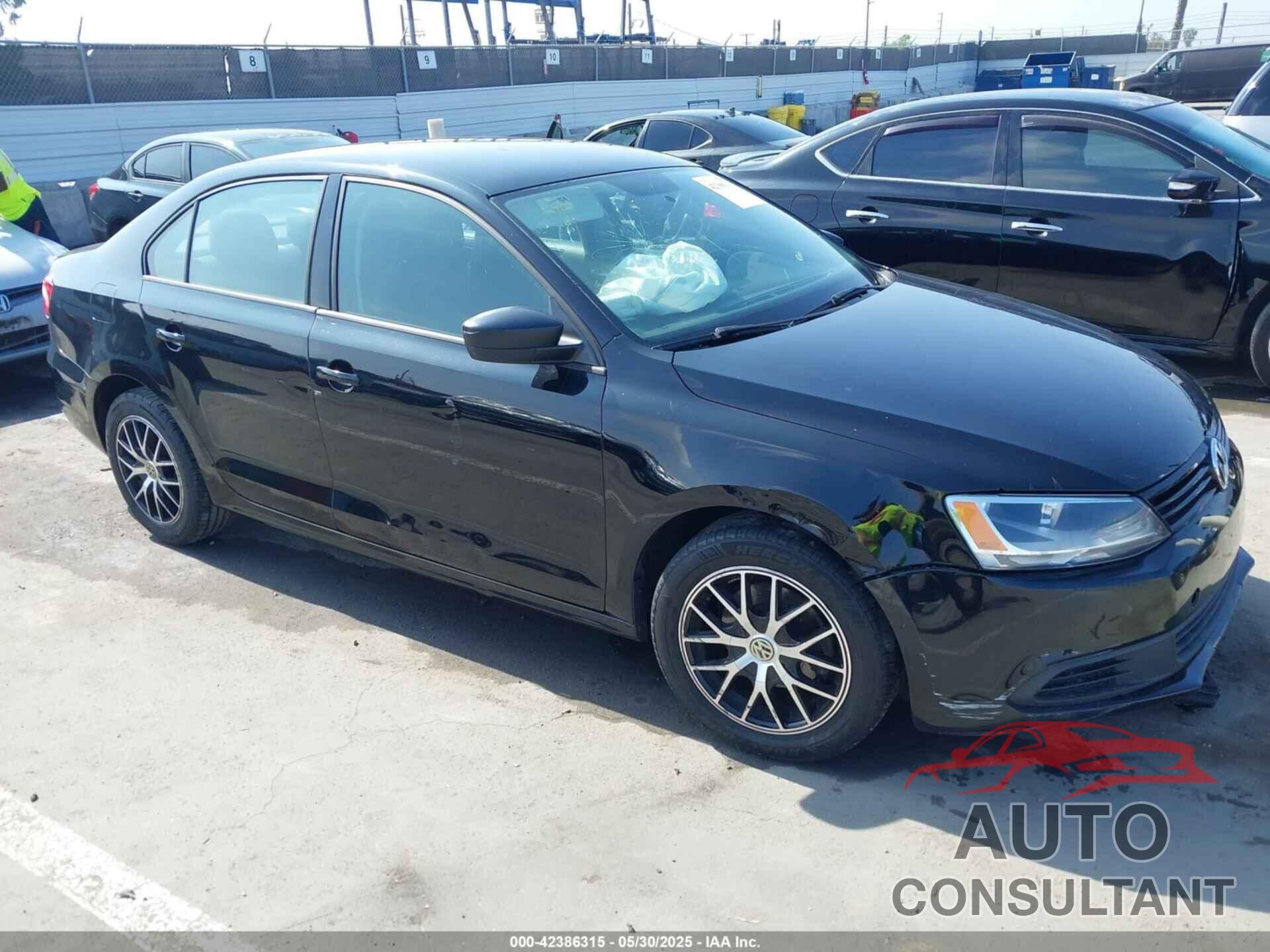 VOLKSWAGEN JETTA 2014 - 3VW2K7AJ4EM390797