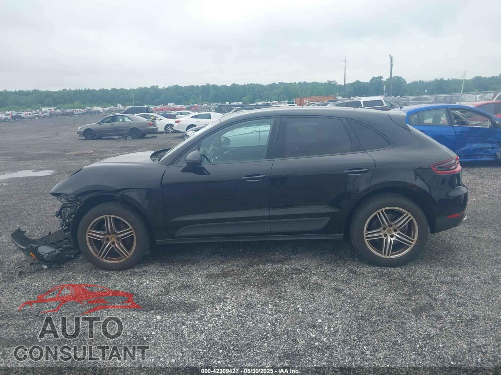 PORSCHE MACAN 2017 - WP1AA2A57HLB06493