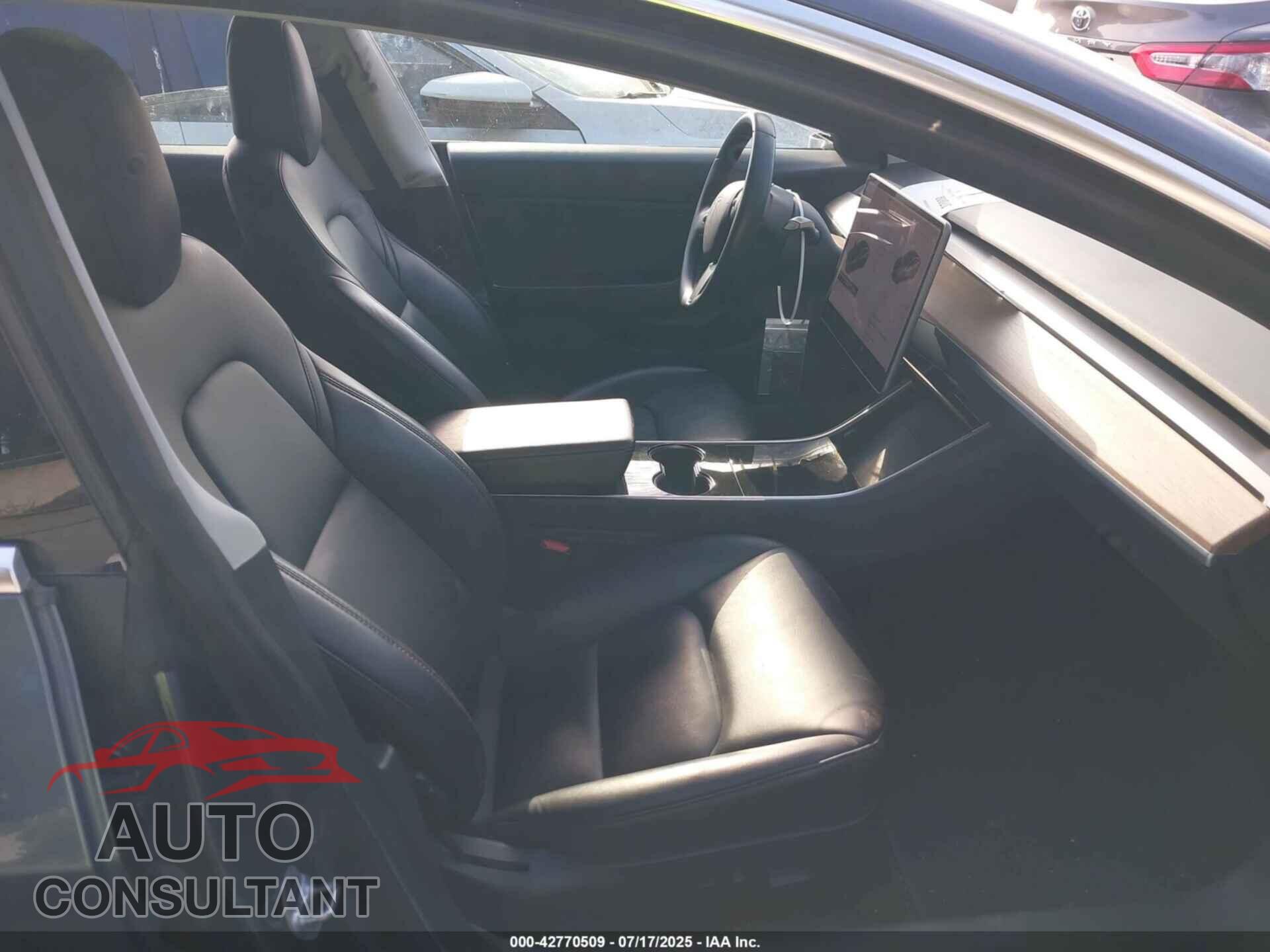 TESLA MODEL 3 2020 - 5YJ3E1EB9LF649736