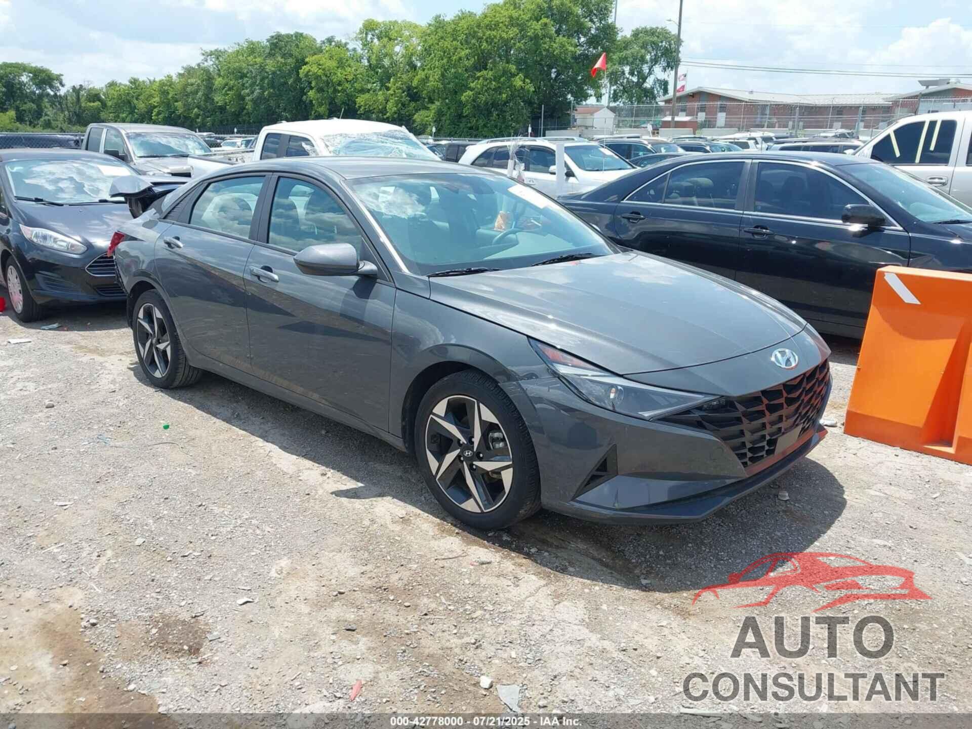 HYUNDAI ELANTRA 2023 - KMHLS4AG6PU610882