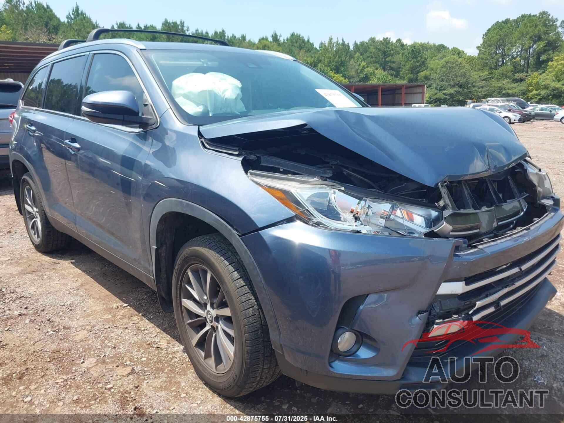 TOYOTA HIGHLANDER 2019 - 5TDKZRFH2KS335129