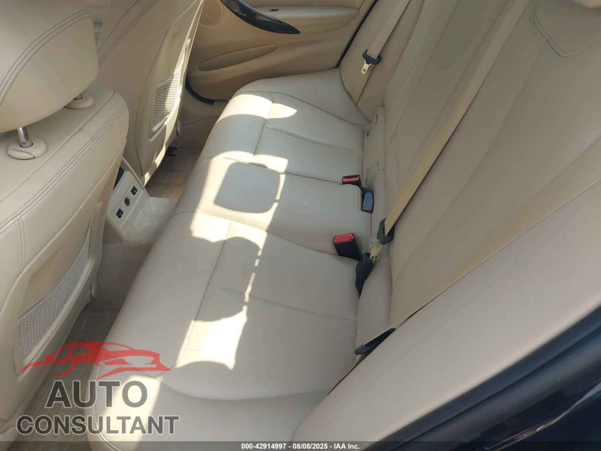BMW 328I 2016 - WBA8E3G54GNU01276
