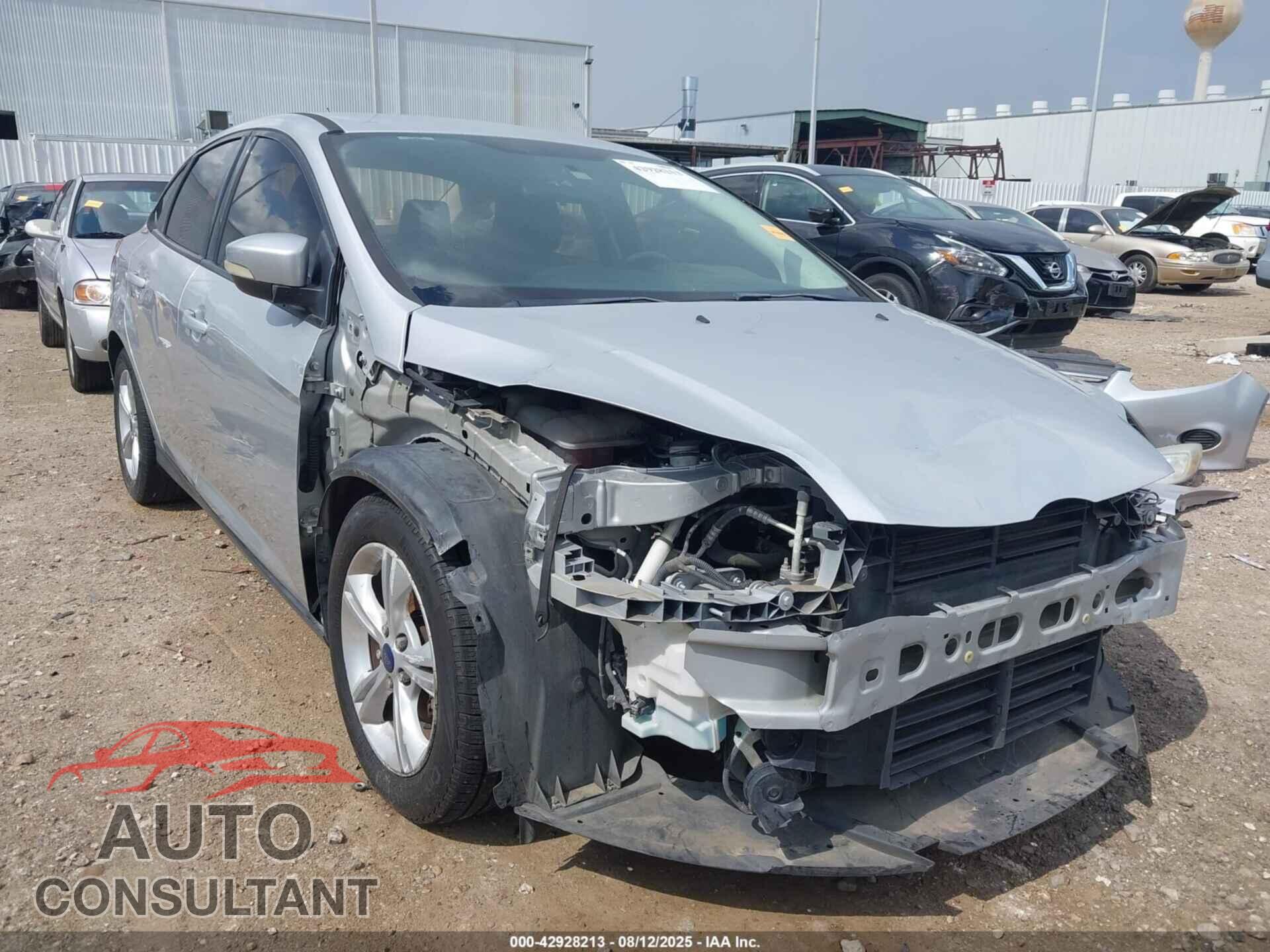 FORD FOCUS 2014 - 1FADP3F28EL392874