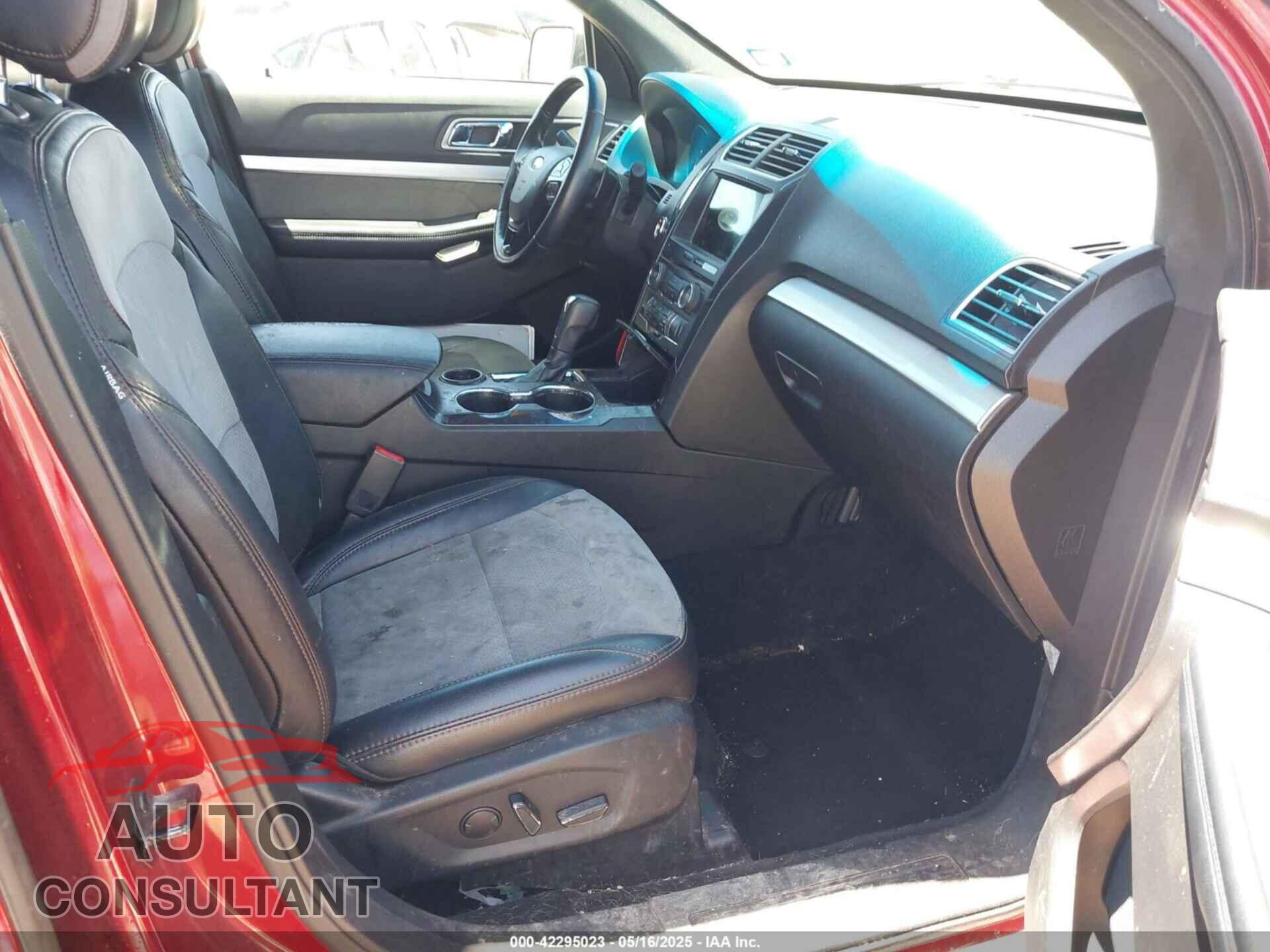 FORD EXPLORER 2017 - 1FM5K7DH7HGD16700