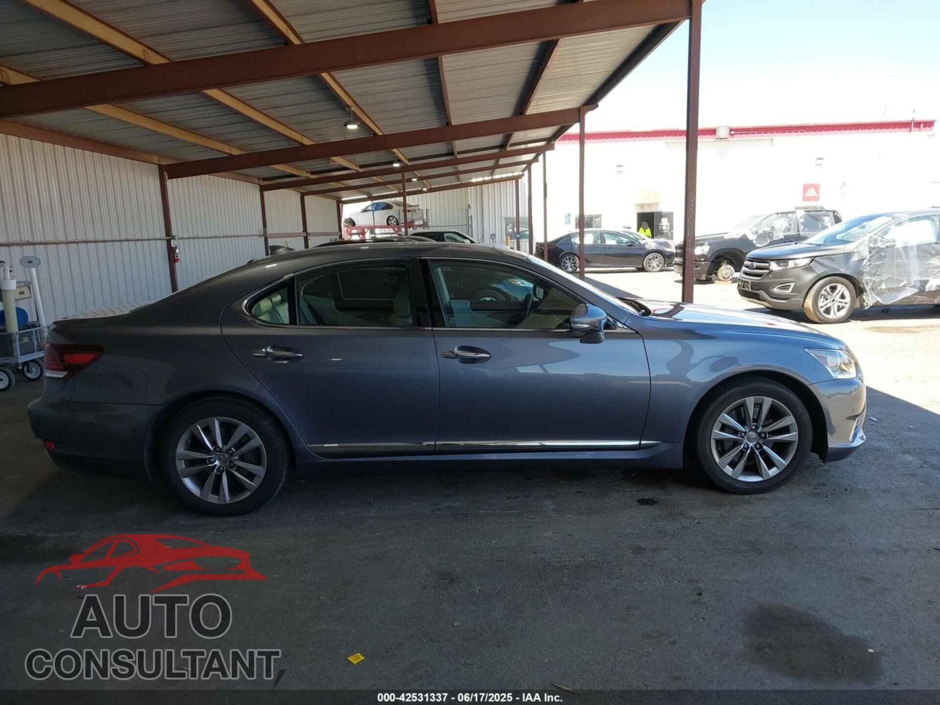 LEXUS LS 460 2015 - JTHBL5EF2F5136005