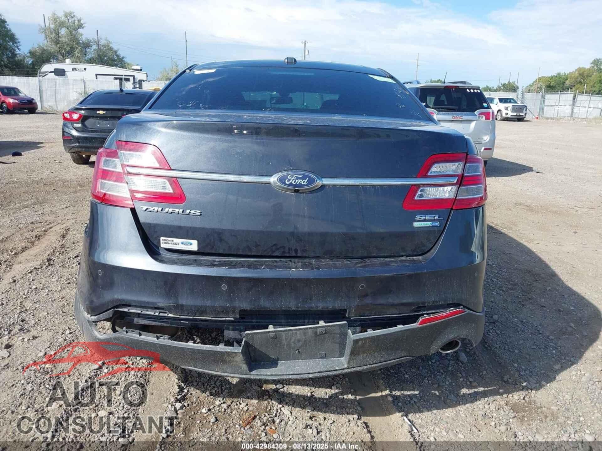 FORD TAURUS 2017 - 1FAHP2H84HG118873