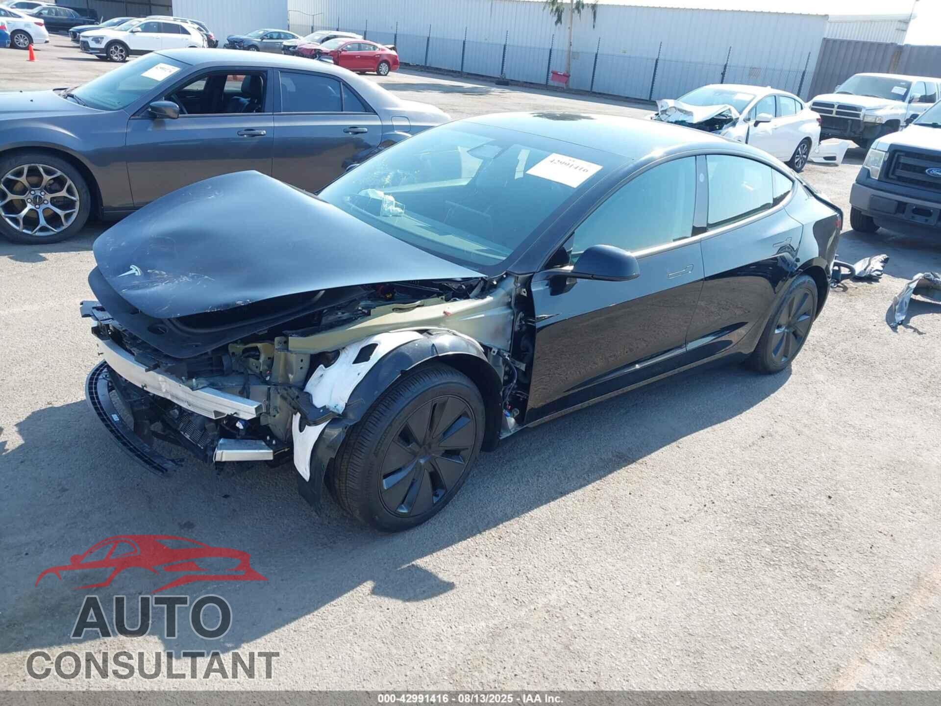 TESLA MODEL 3 2024 - 5YJ3E1EB9RF754270