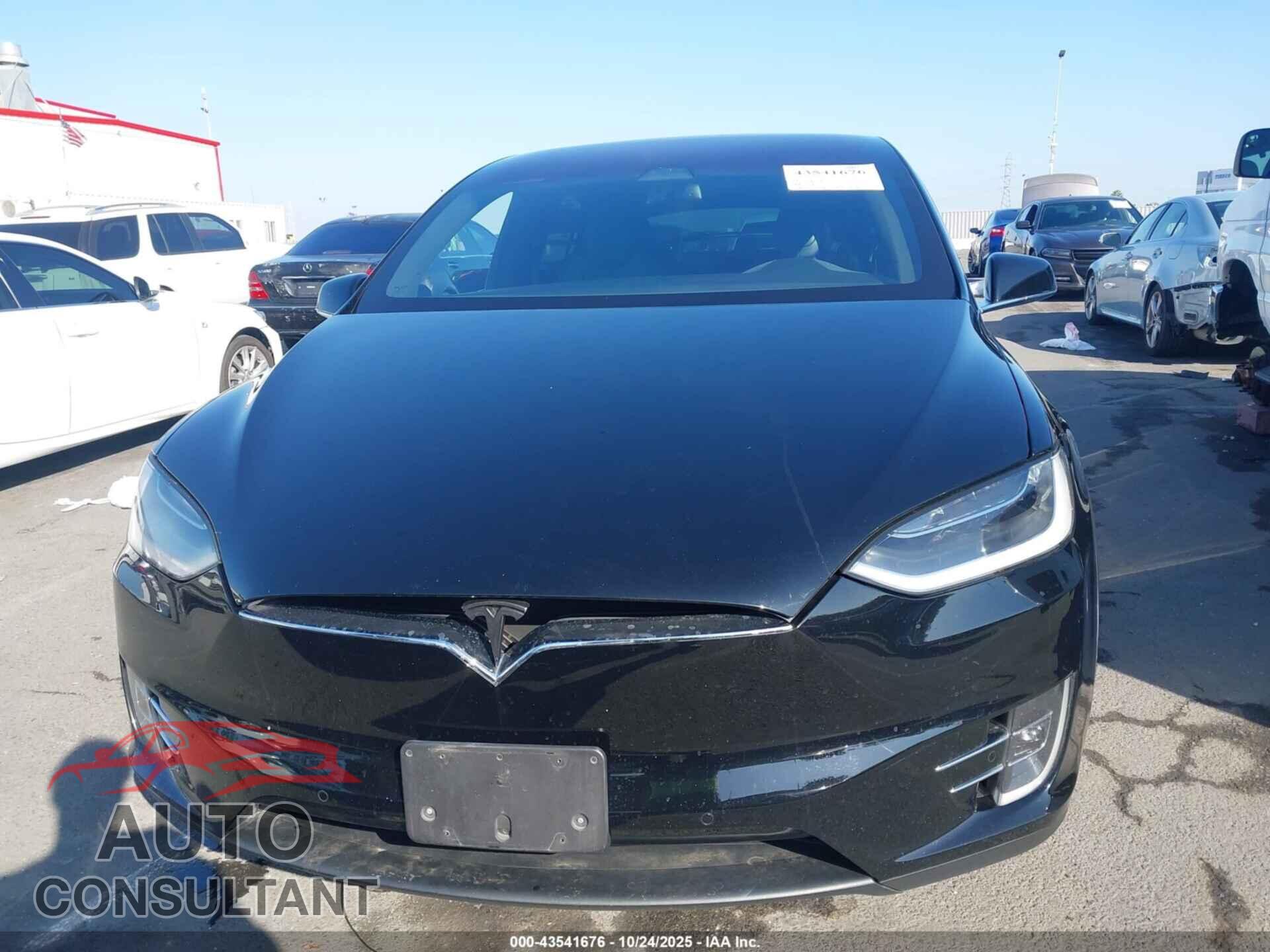 TESLA MODEL X 2017 - 5YJXCBE21HF051337