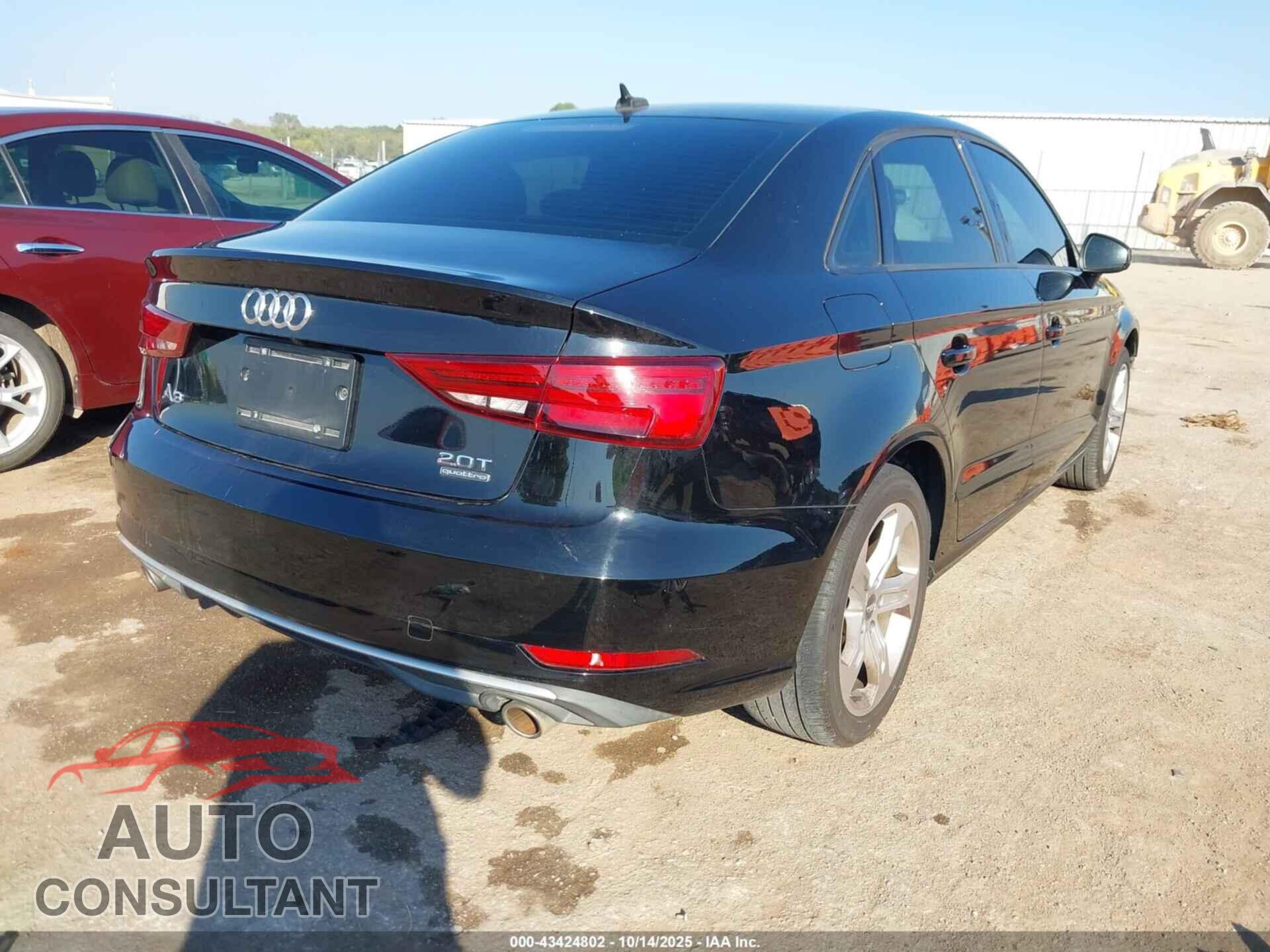 AUDI A3 2018 - WAUB8GFF7J1087734