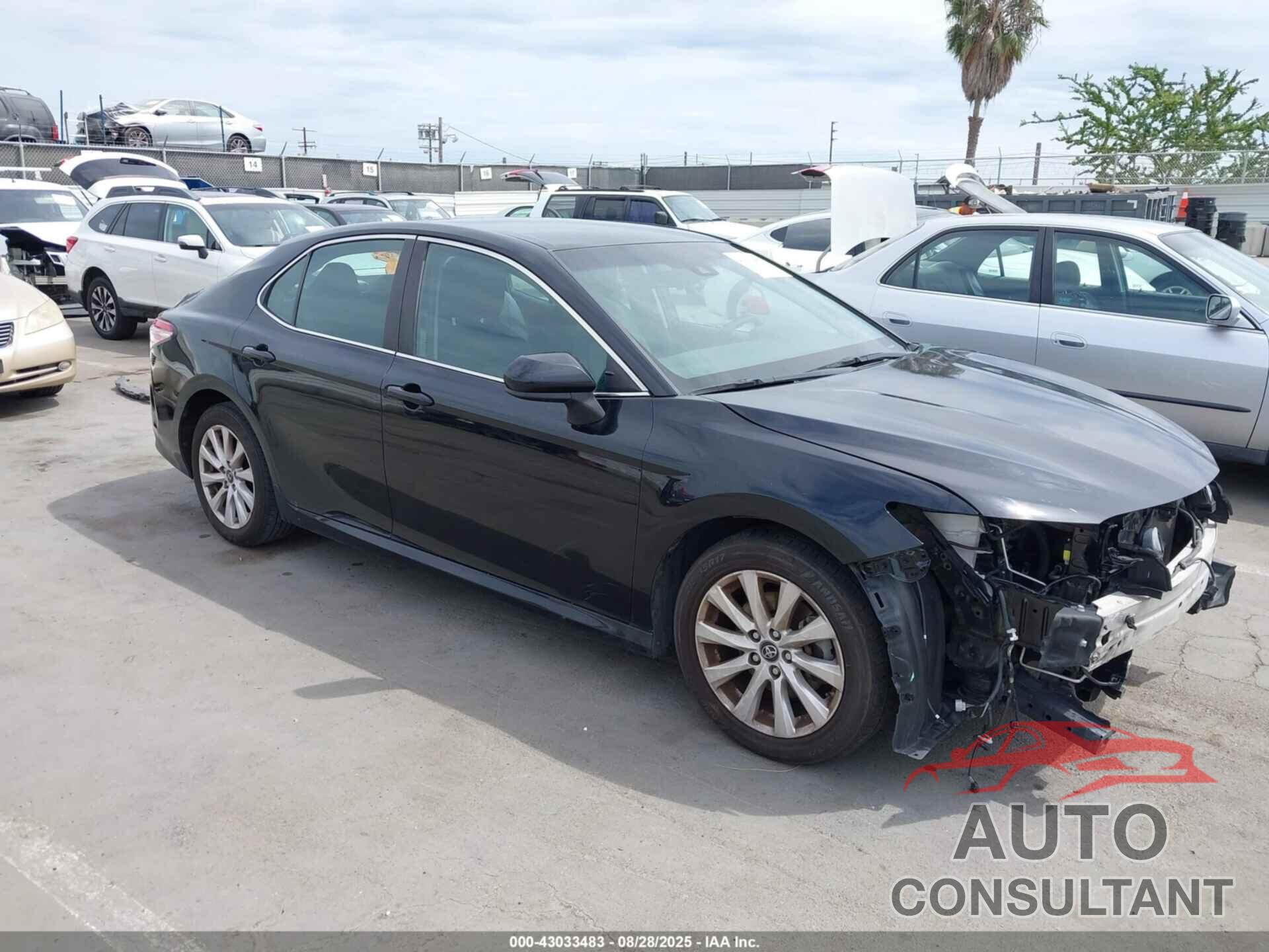 TOYOTA CAMRY 2018 - 4T1B11HKXJU596564